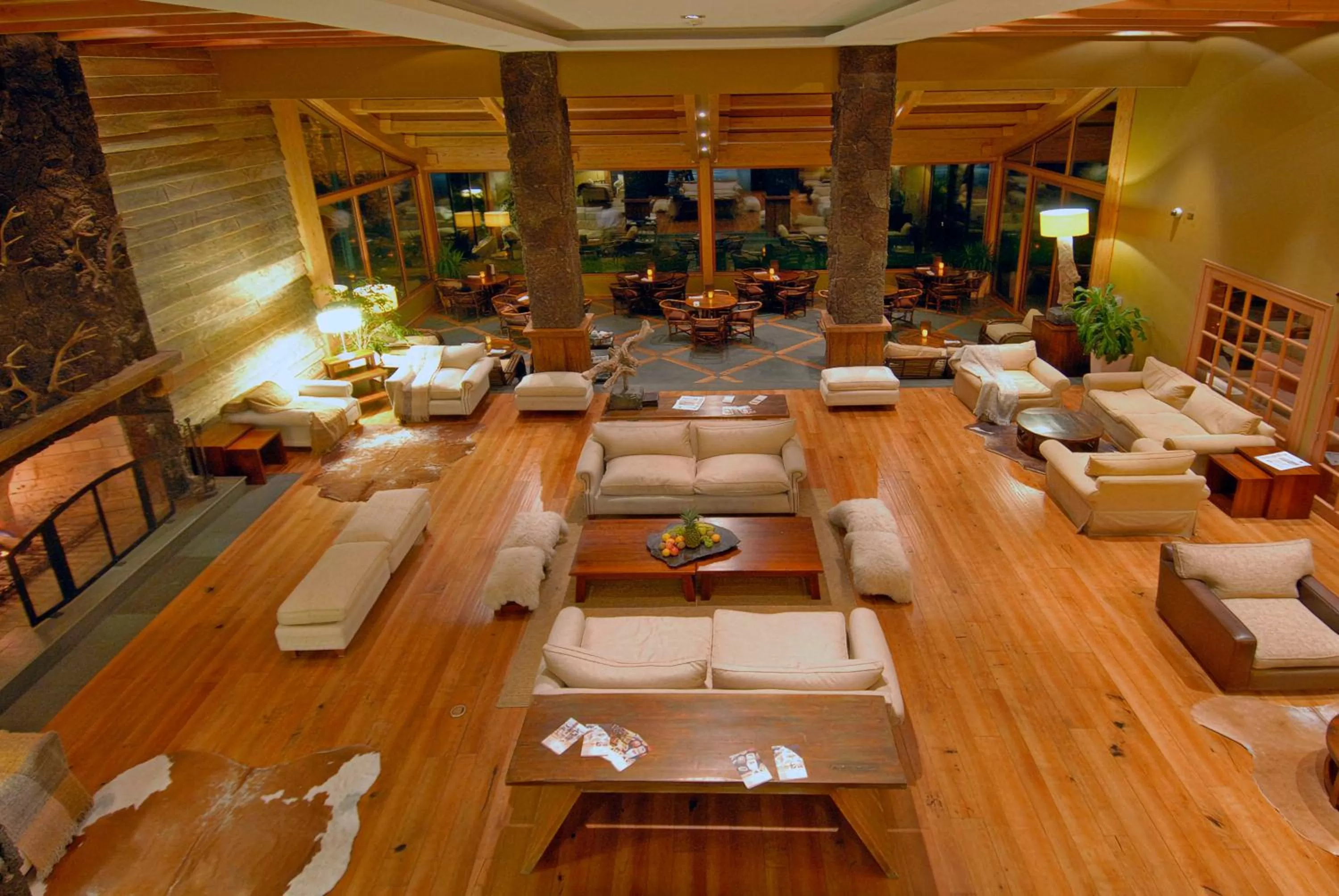 Lobby or reception, Restaurant/Places to Eat in Hotel Cumbres Puerto Varas