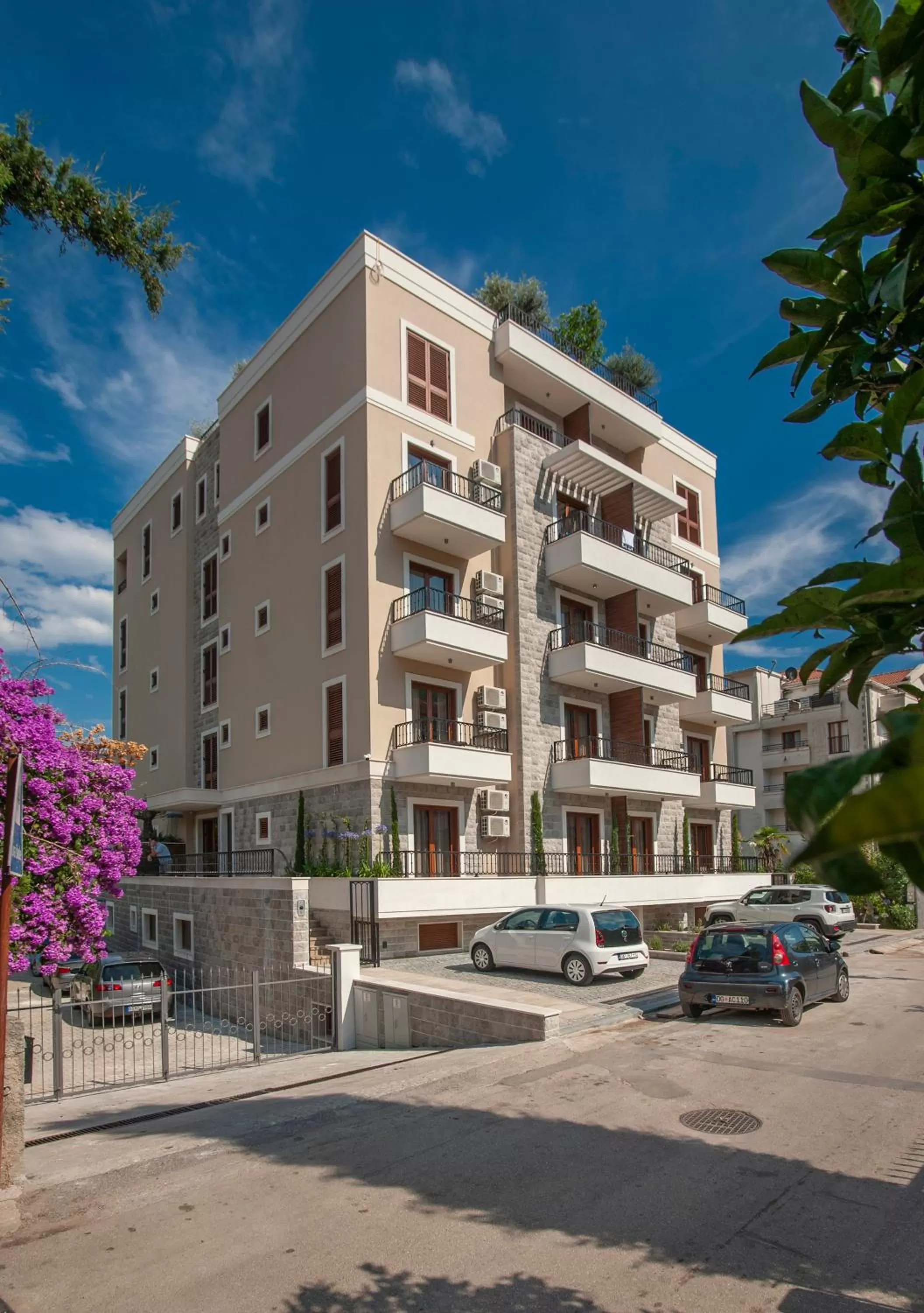 Property building in Hotel Villa Gracia