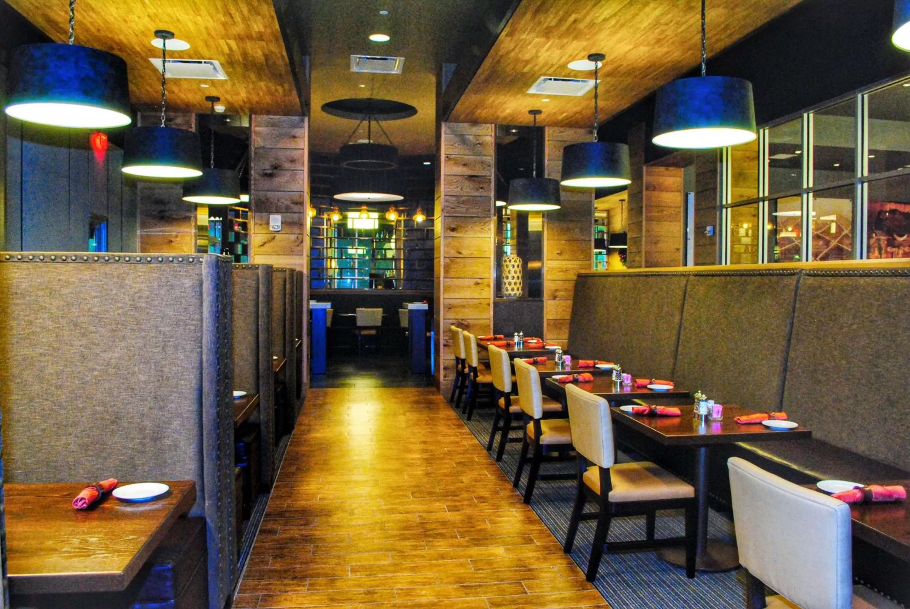 Restaurant/places to eat in DoubleTree by Hilton Hotel Reading