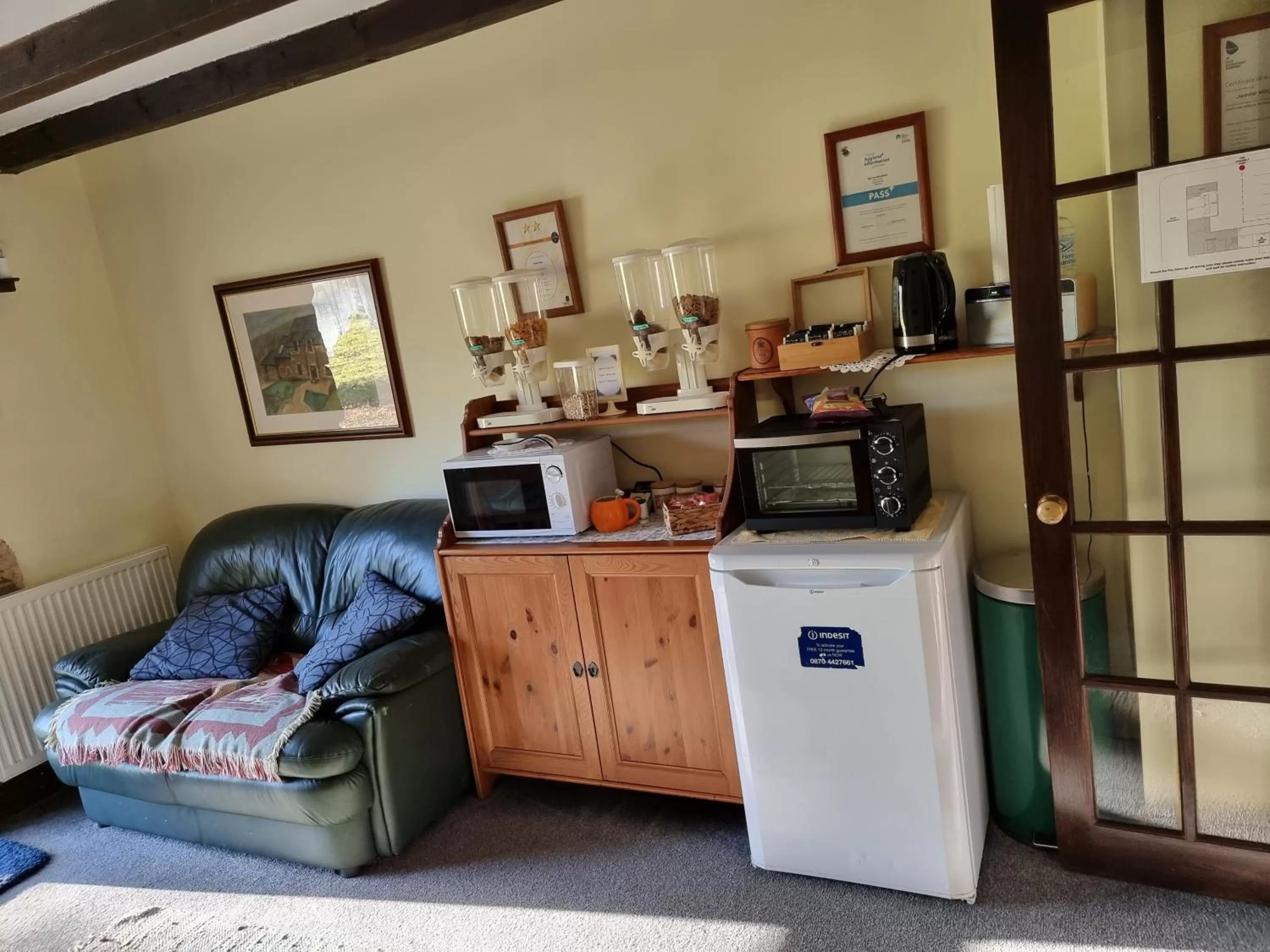 Communal kitchen in B&B Drum Farm