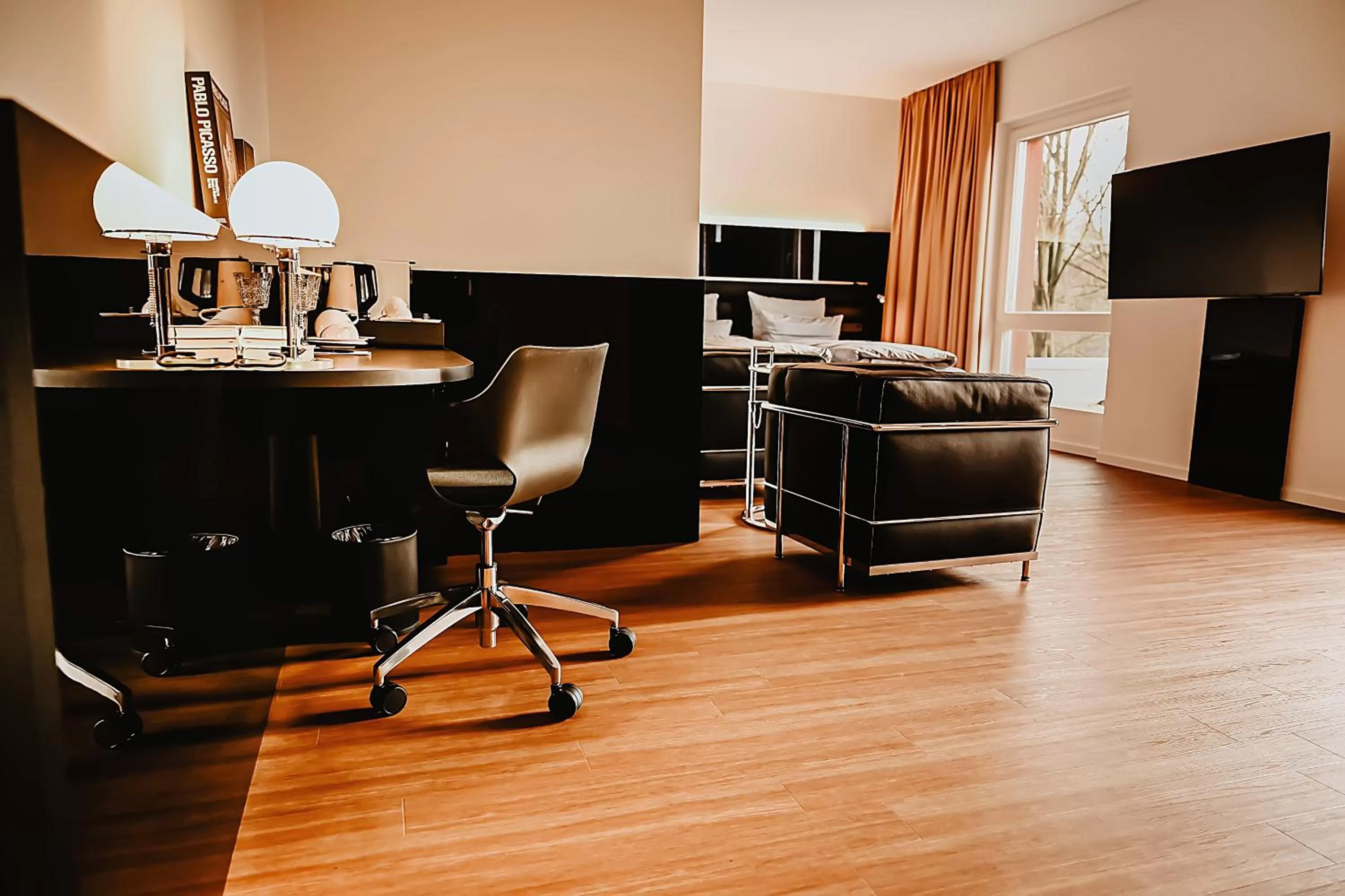 TV and multimedia in The Bridgge Grand Boutique Hotel