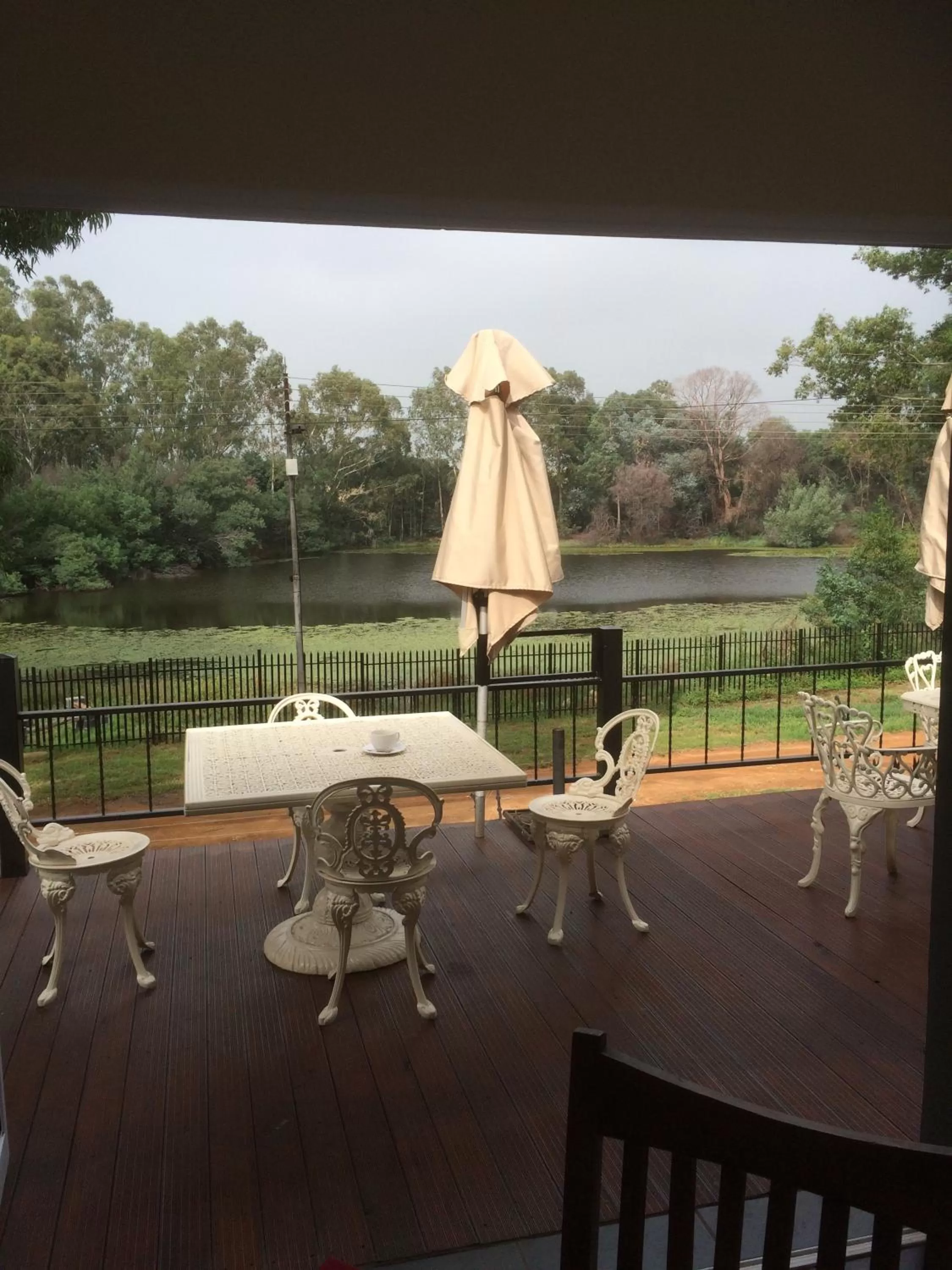 Balcony/Terrace in Bri-Shel Manor B&B