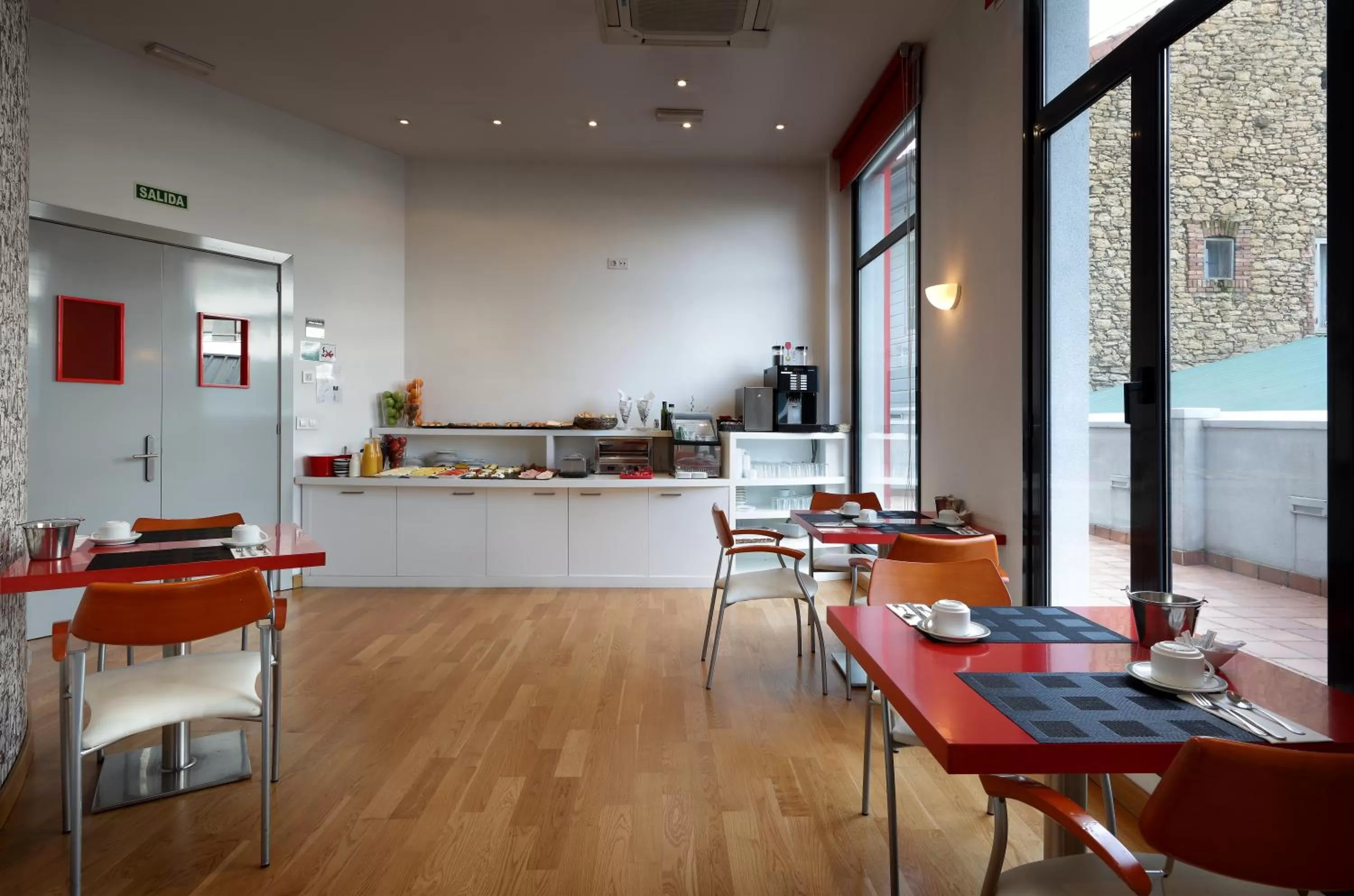 Lounge or bar in Exe Hotel El Magistral