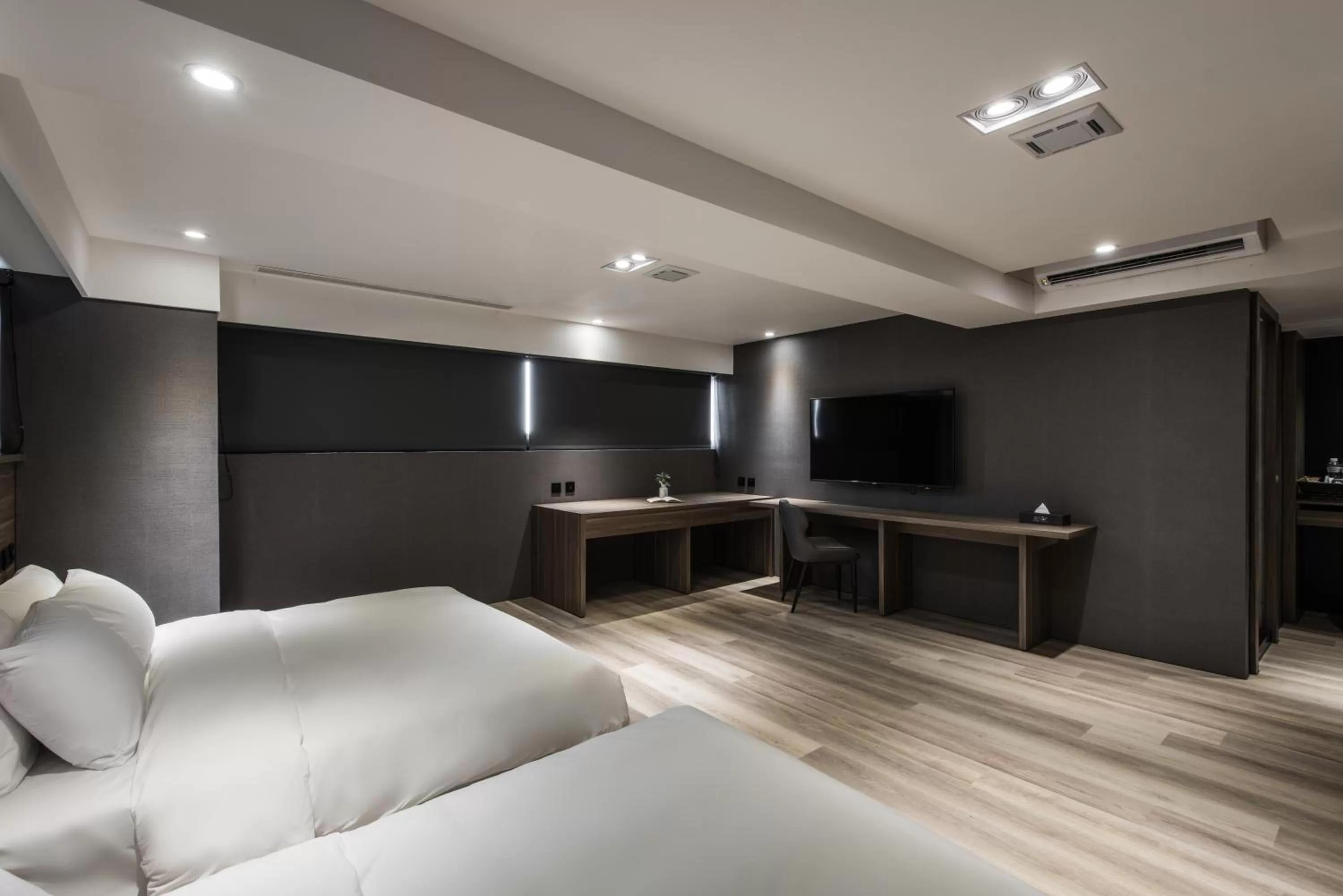 Bed in Autumn Willow Hotel