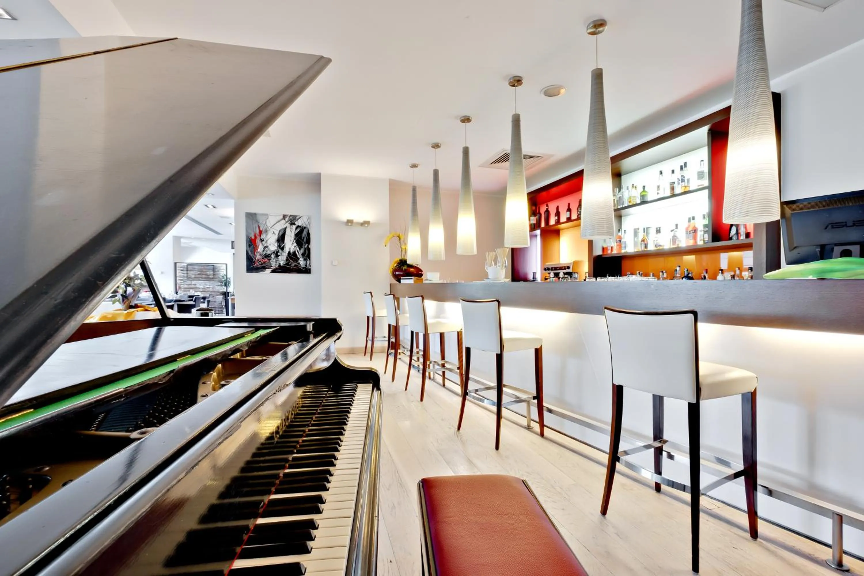 Lounge or bar in Italiana Hotels Cosenza