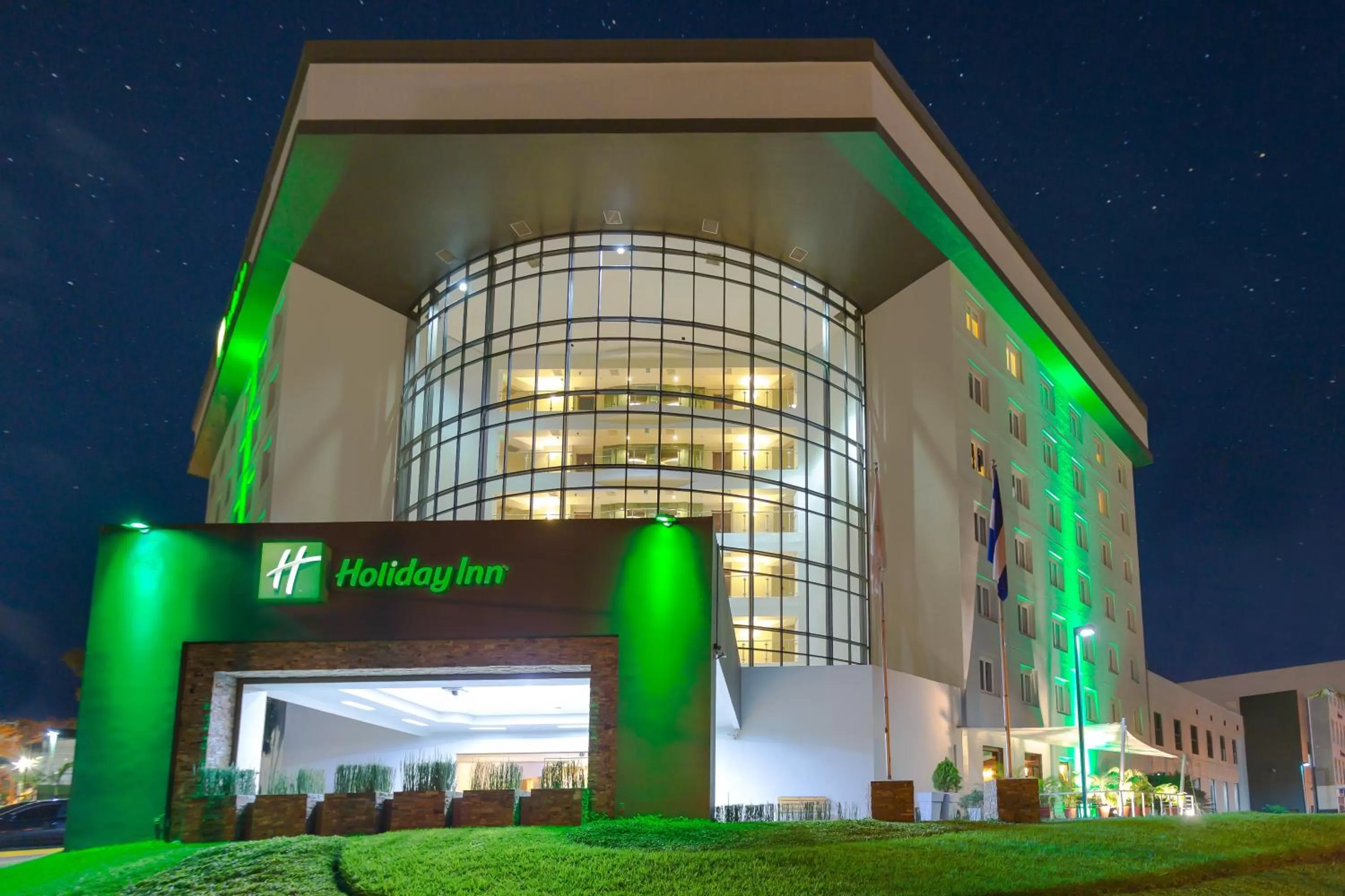 Property building in Holiday Inn San Salvador by IHG