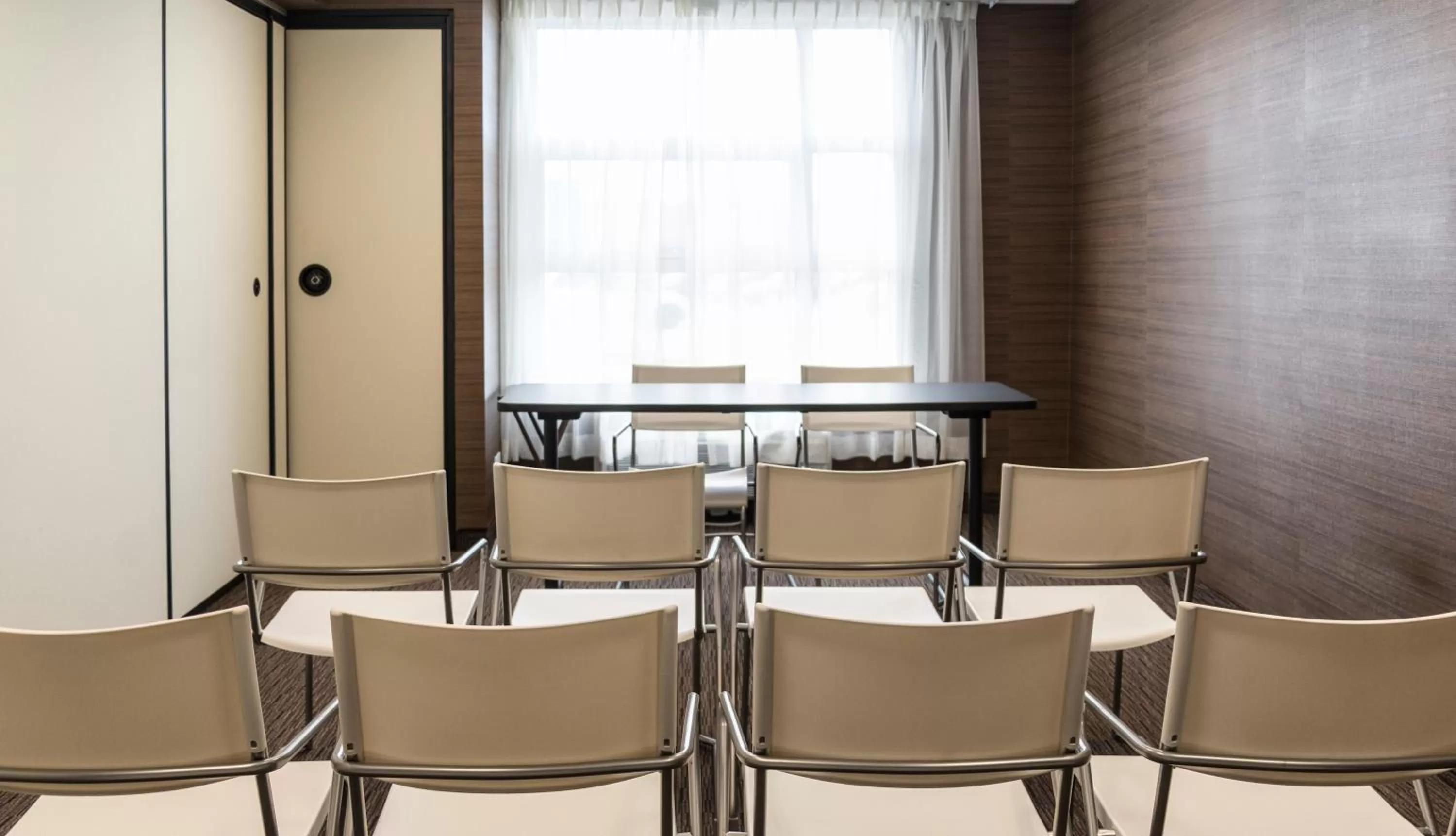 Meeting/conference room in Quality Inn Sept-Iles