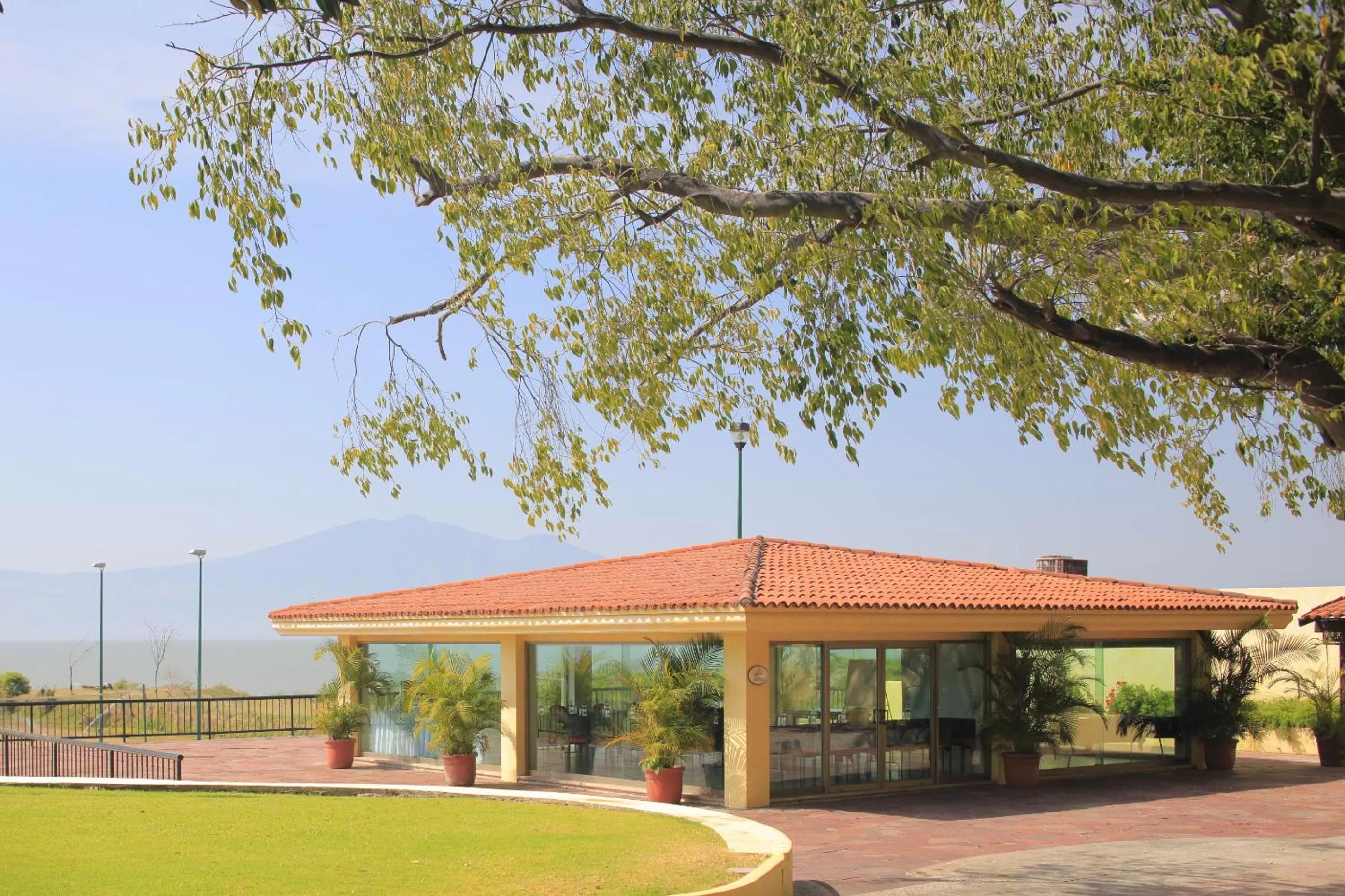 Facade/entrance in Real de Chapala
