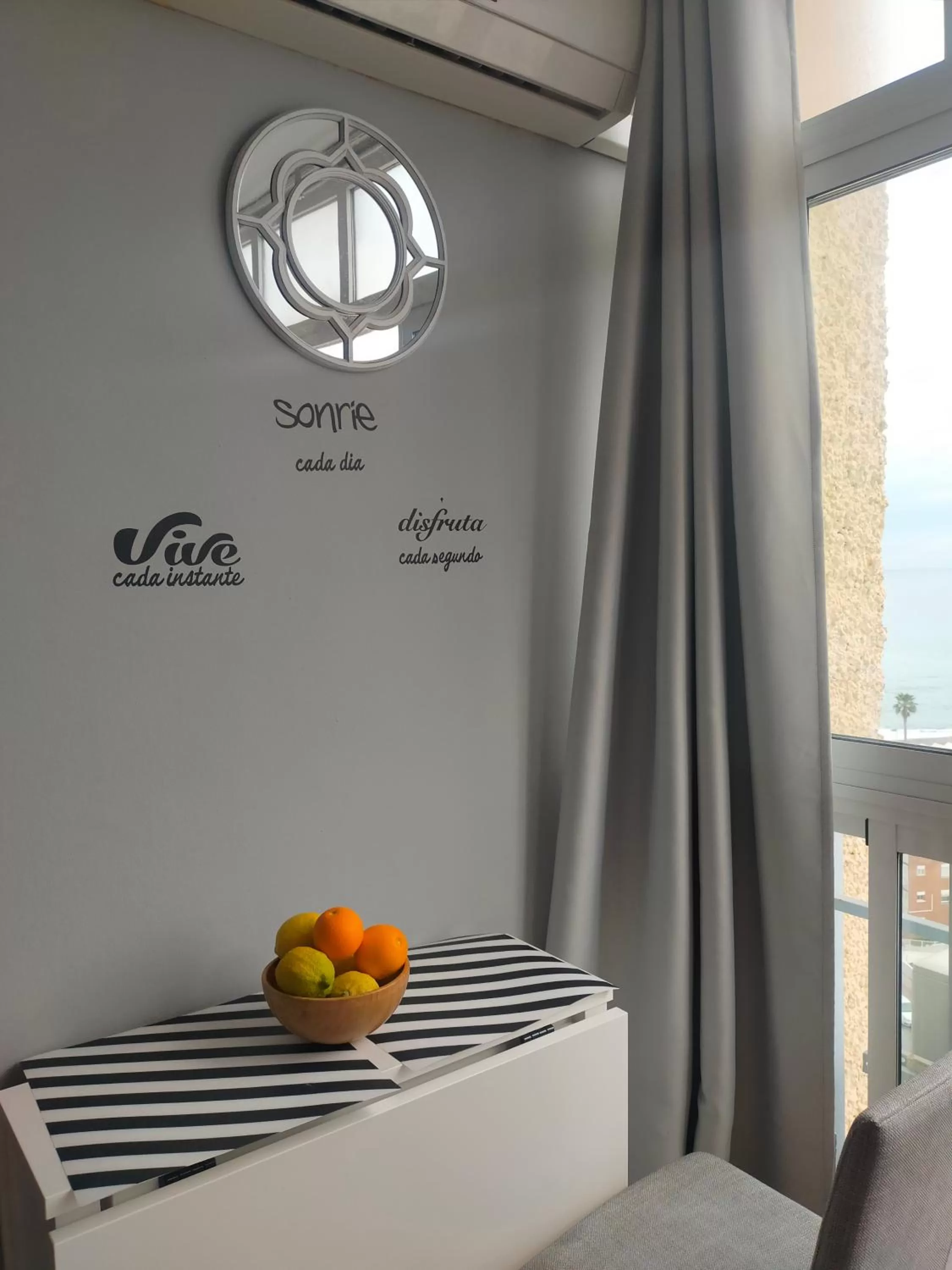 Benalmadena ,apartamento-Estudio primera Línea de Playa