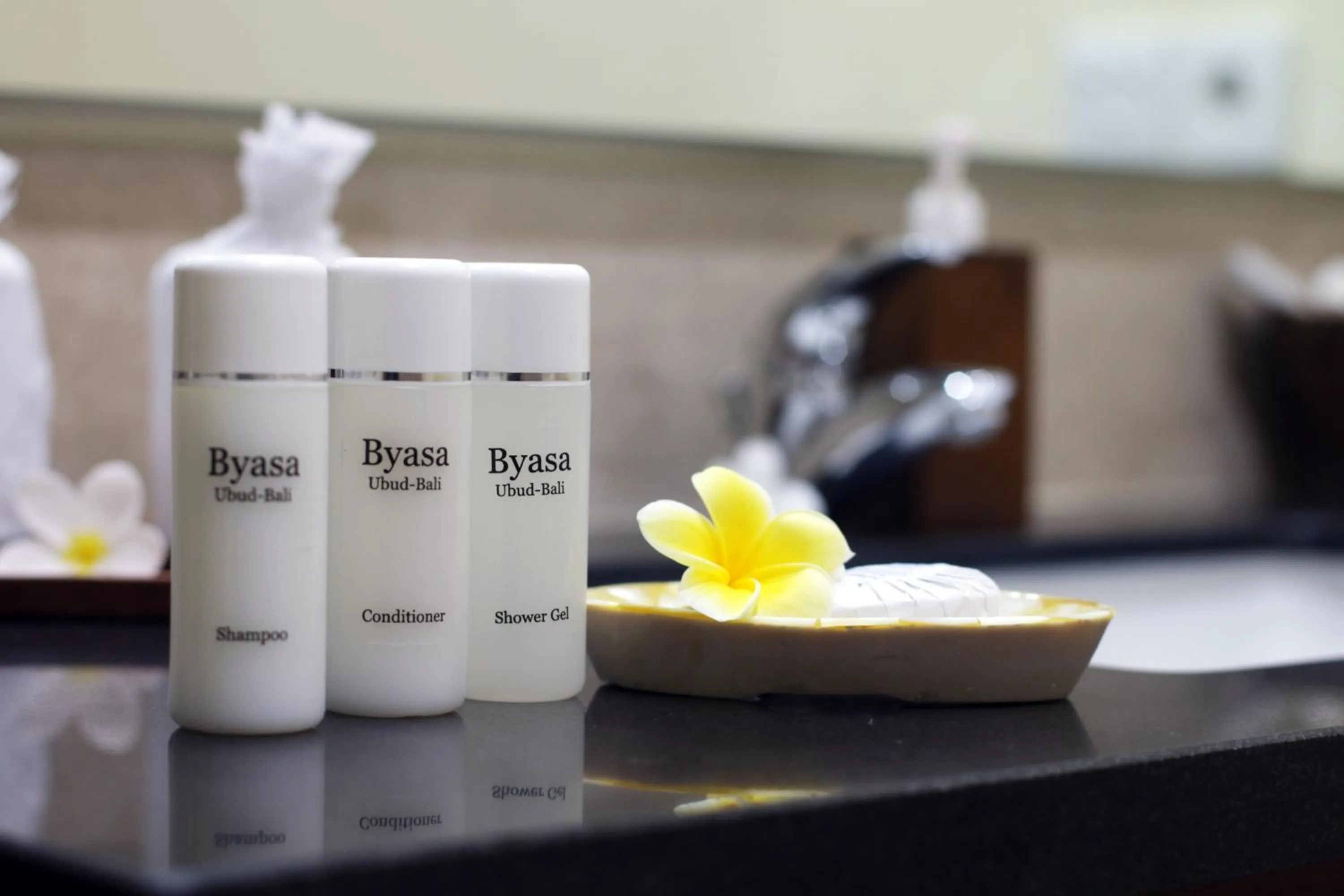 Shower in Byasa Ubud