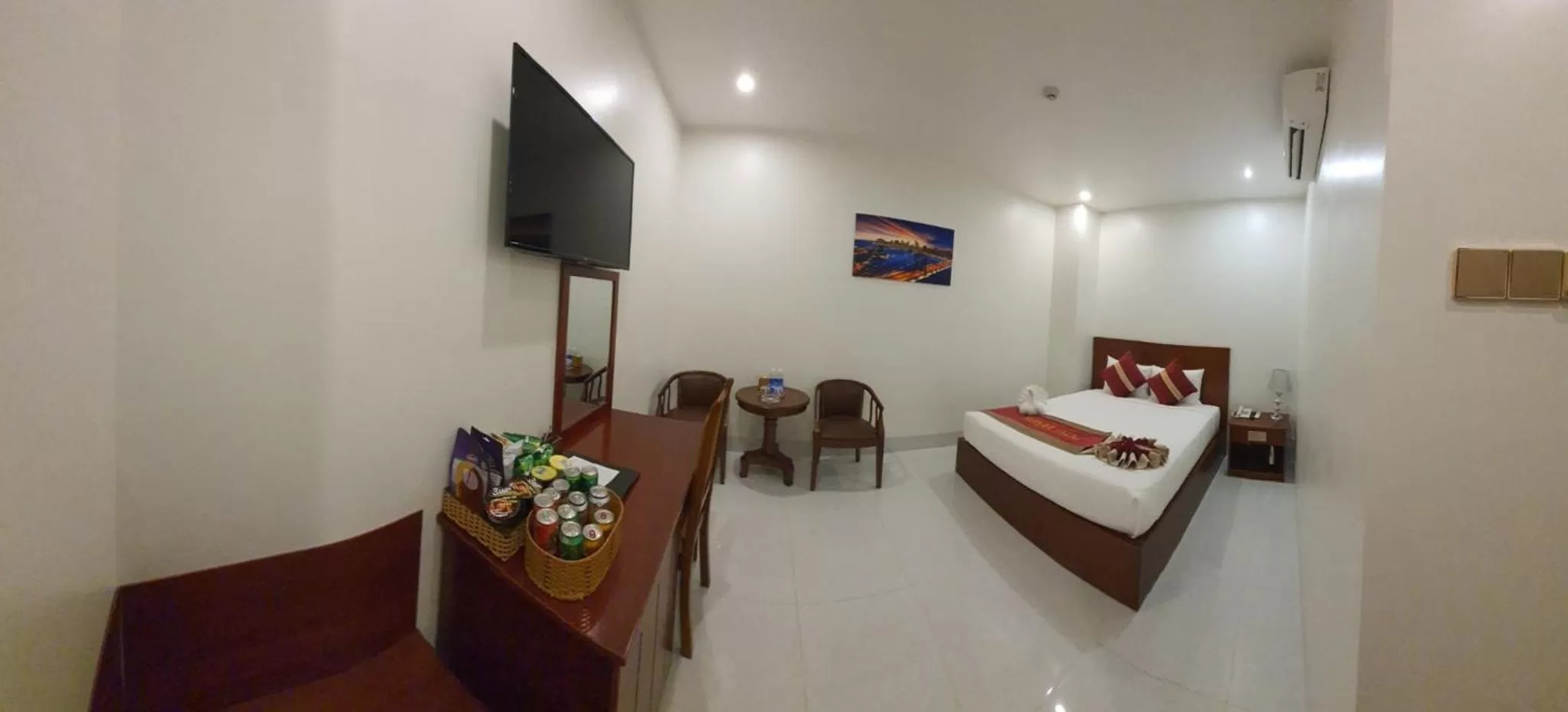 Bedroom in Royal Hotel