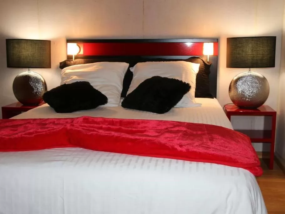 Bedroom, Bed in Marinha Hotel