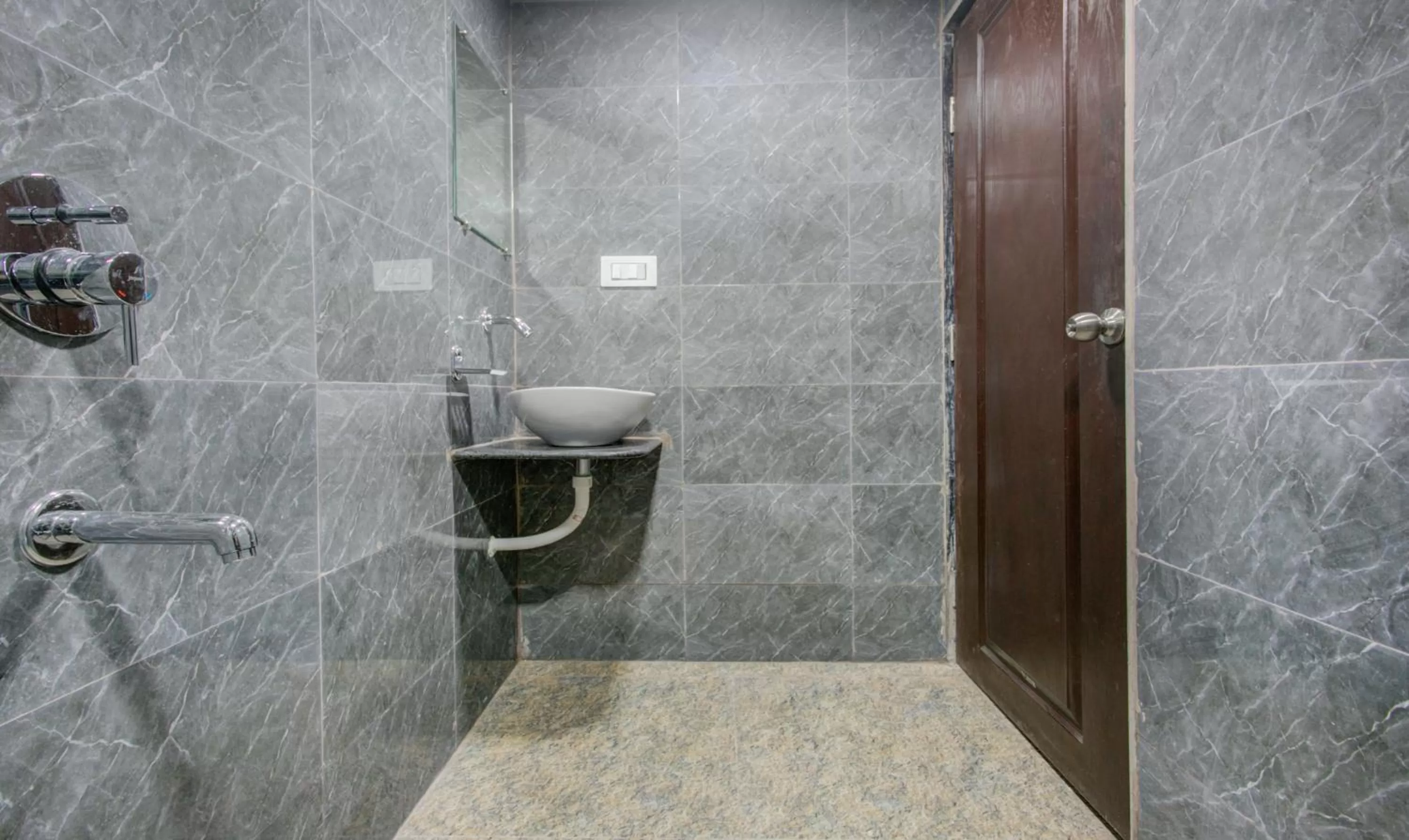 Bathroom in Treebo Kings Inn Vashi