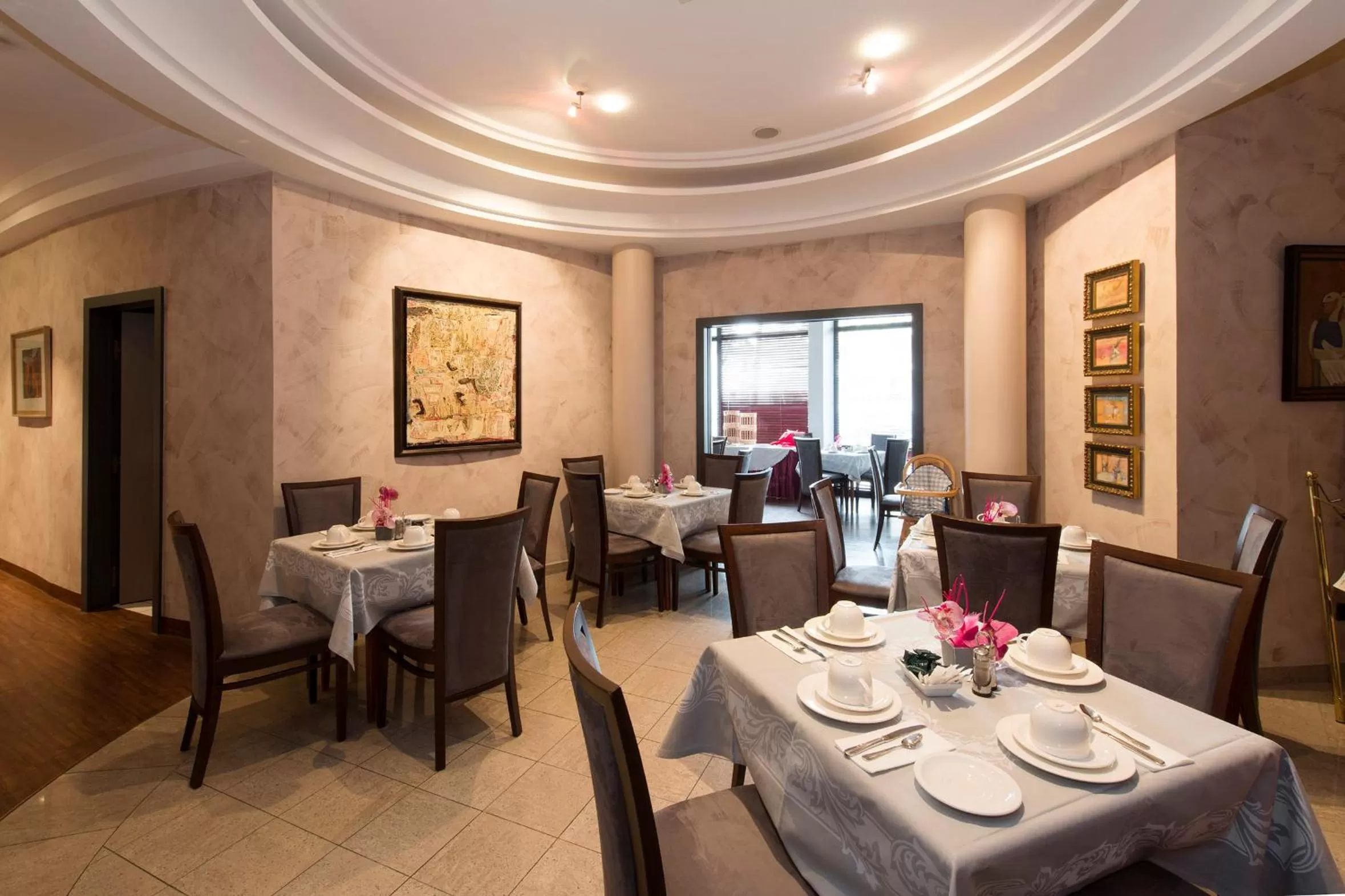 Restaurant/places to eat in Le Jean-Sébastien Bach