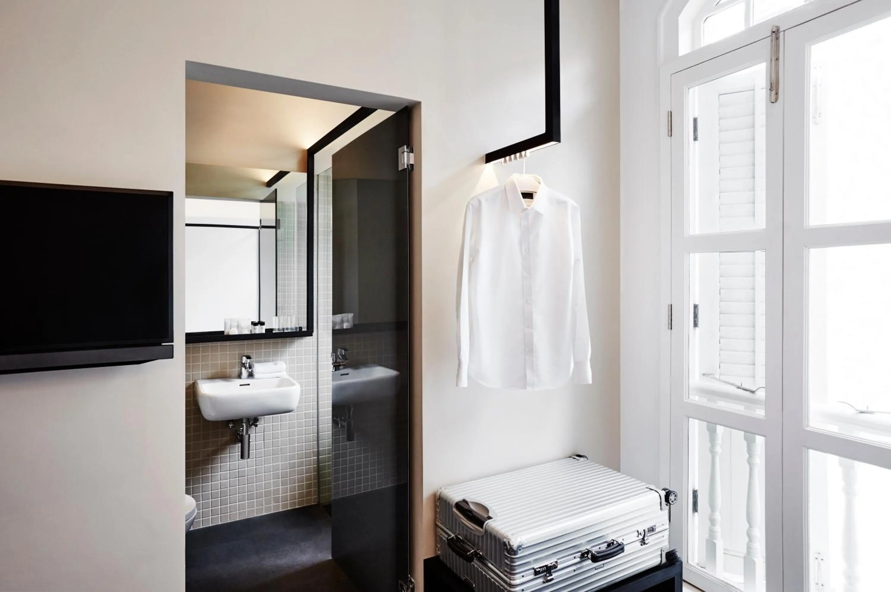 Bathroom in Hotel Mono