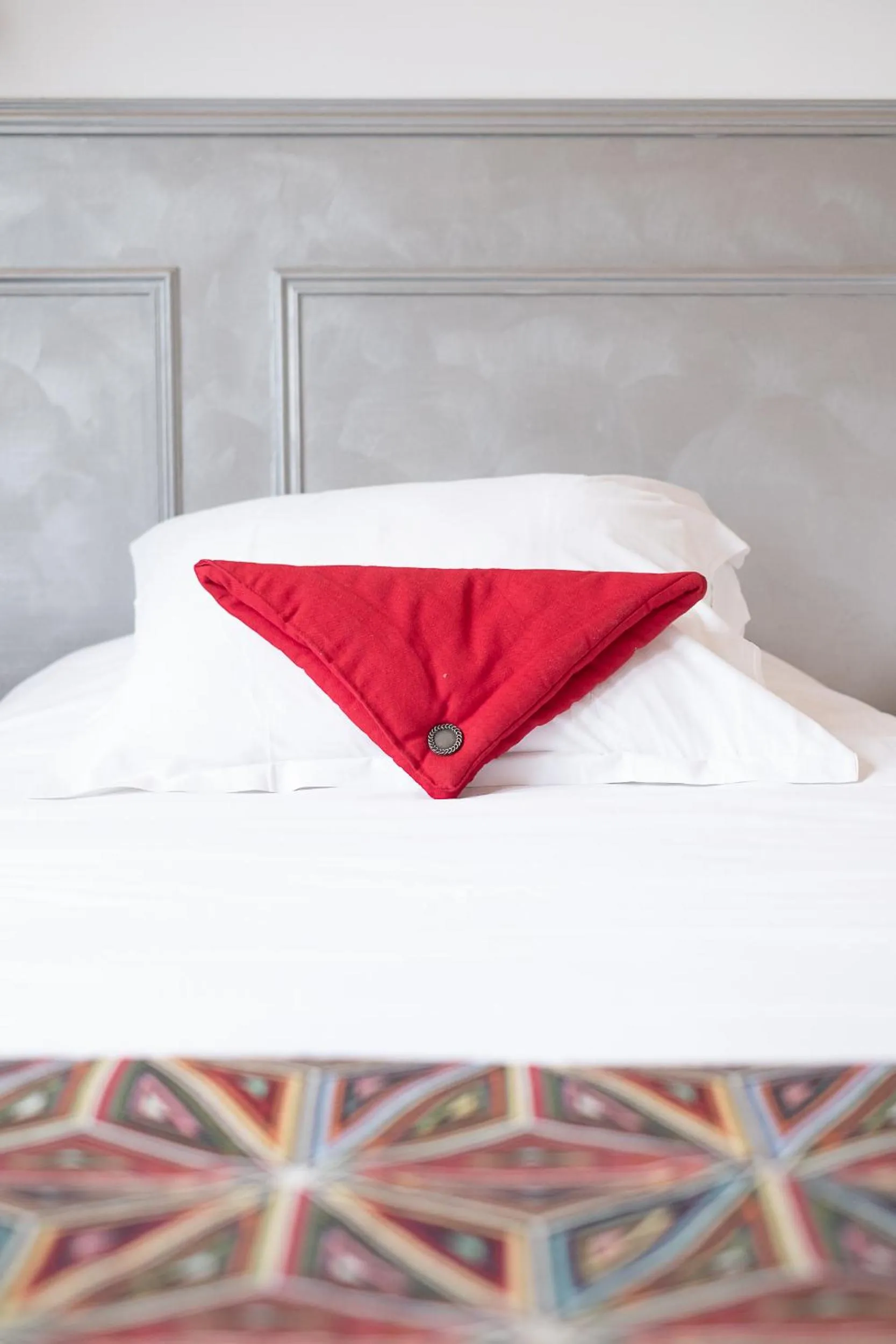 Bed in The Originals City Hotel de l Ange Guebwiller