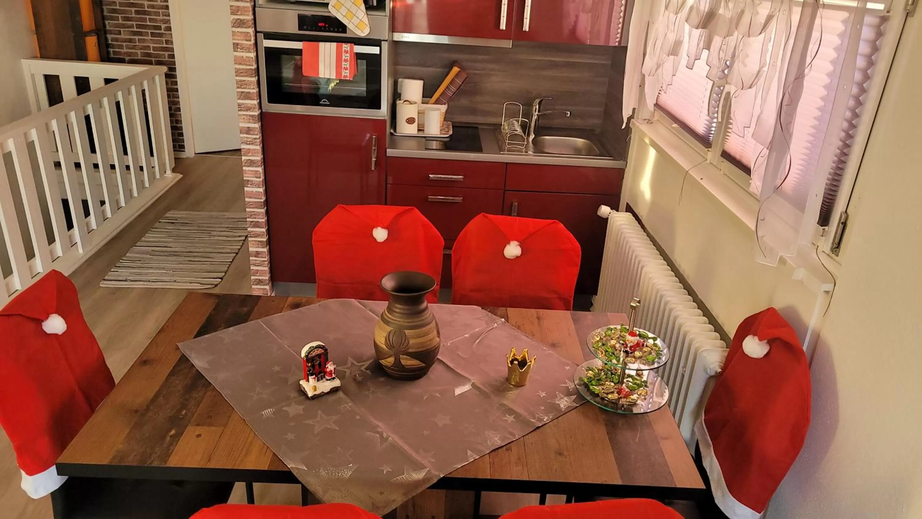 Dining area in King Panorama mit Netflix