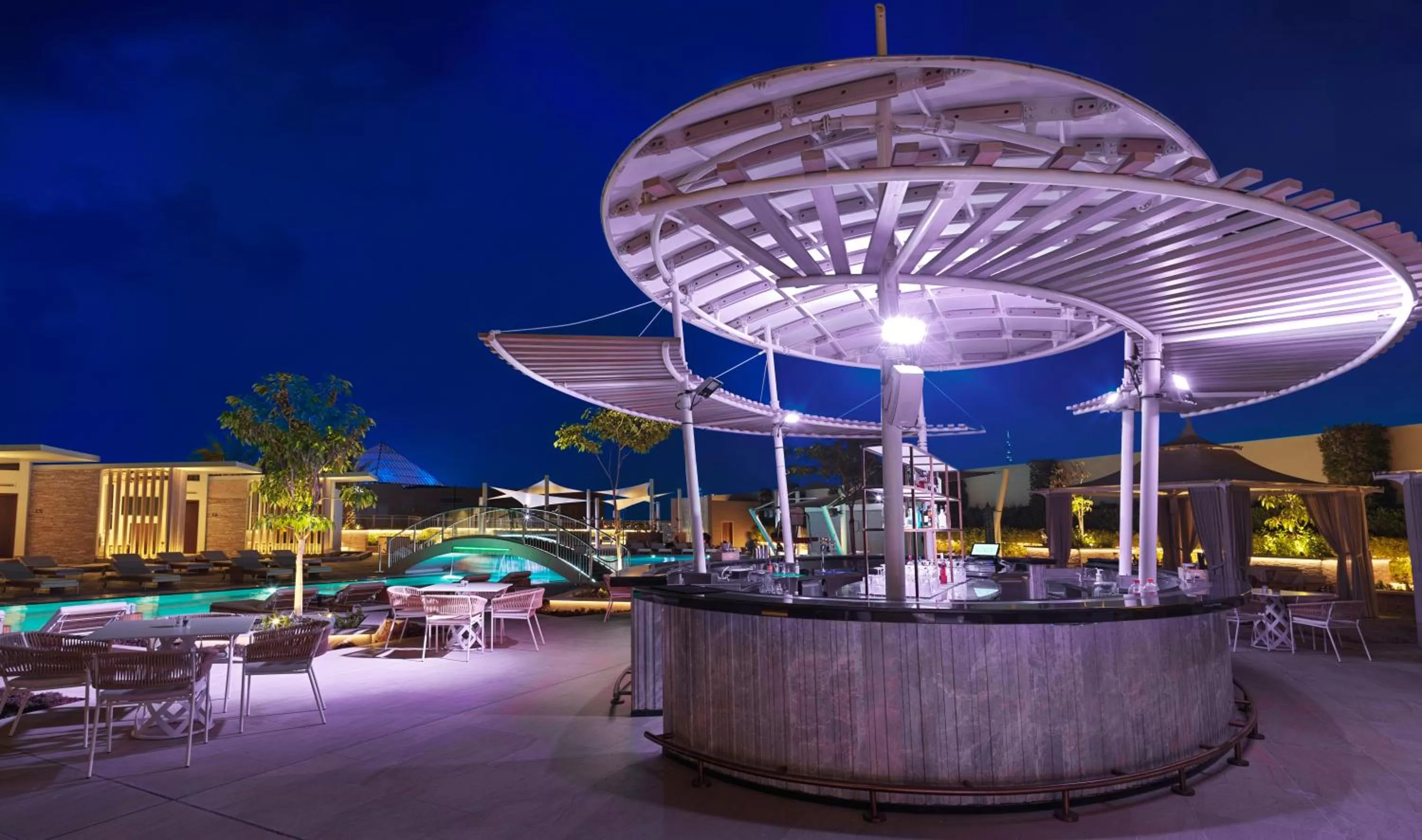 Restaurant/places to eat in Sofitel Dubai The Obelisk