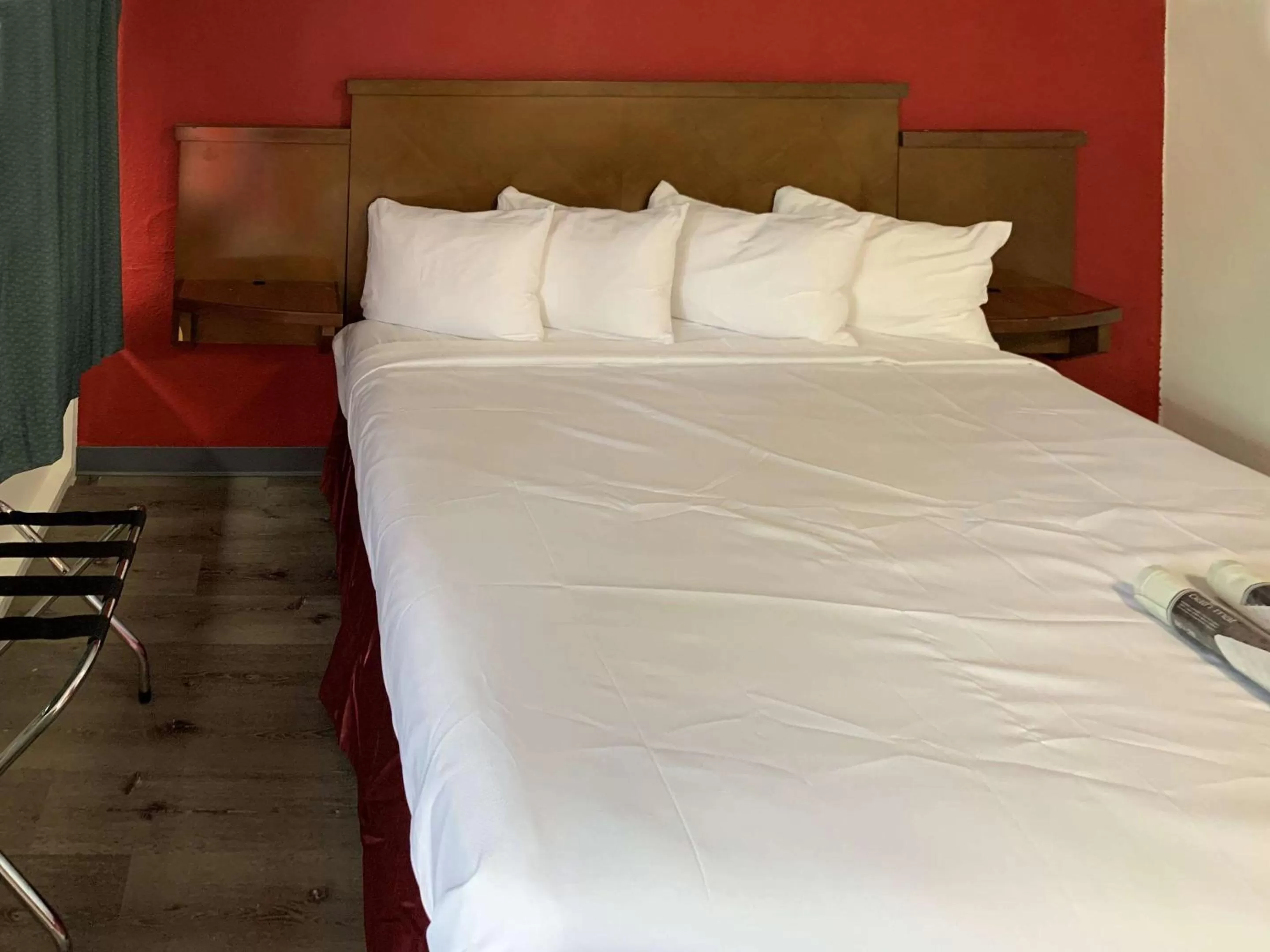 Photo of the whole room, Bed in Rodeway Inn Augusta North Washington Road