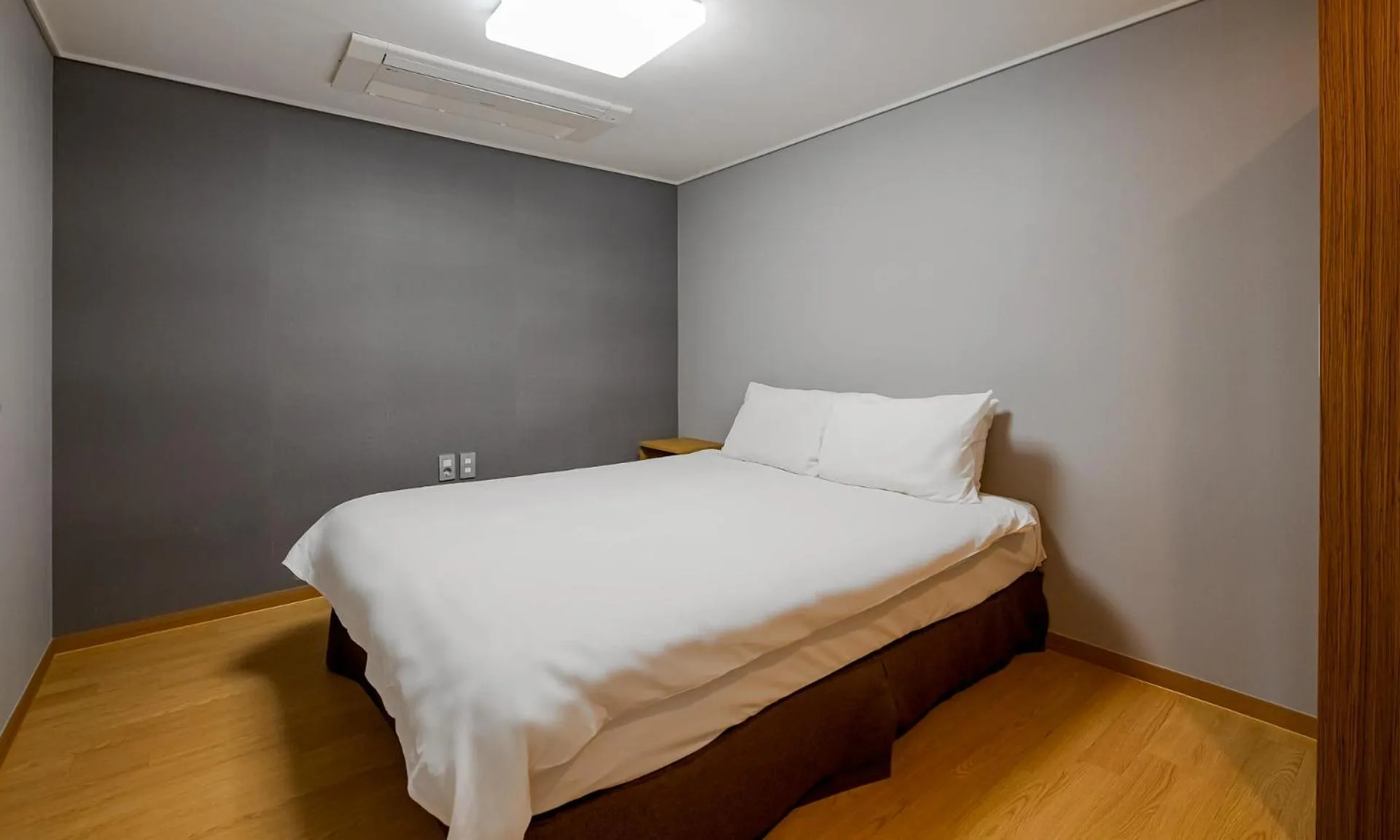 Bed in Pampas Hotel Jeju