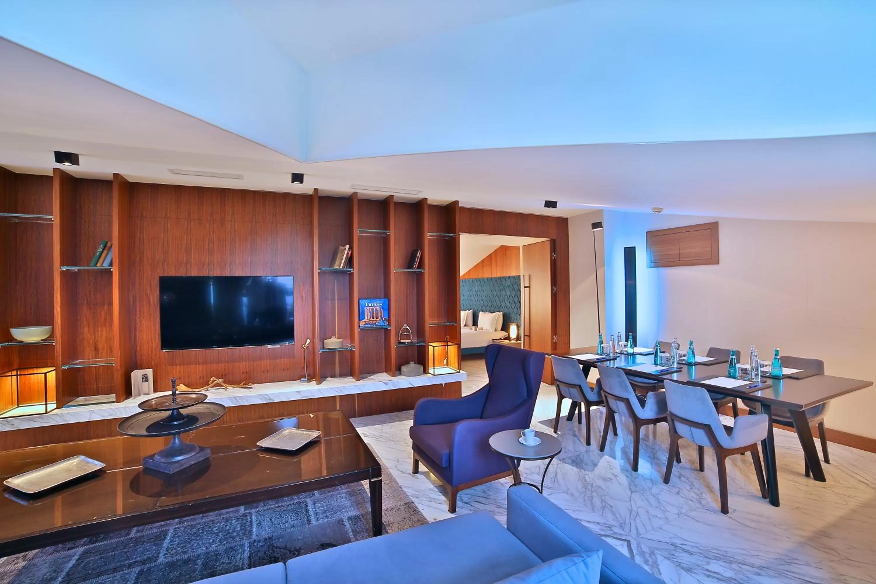 Family in Dosso Dossi Hotels & SPA Downtown