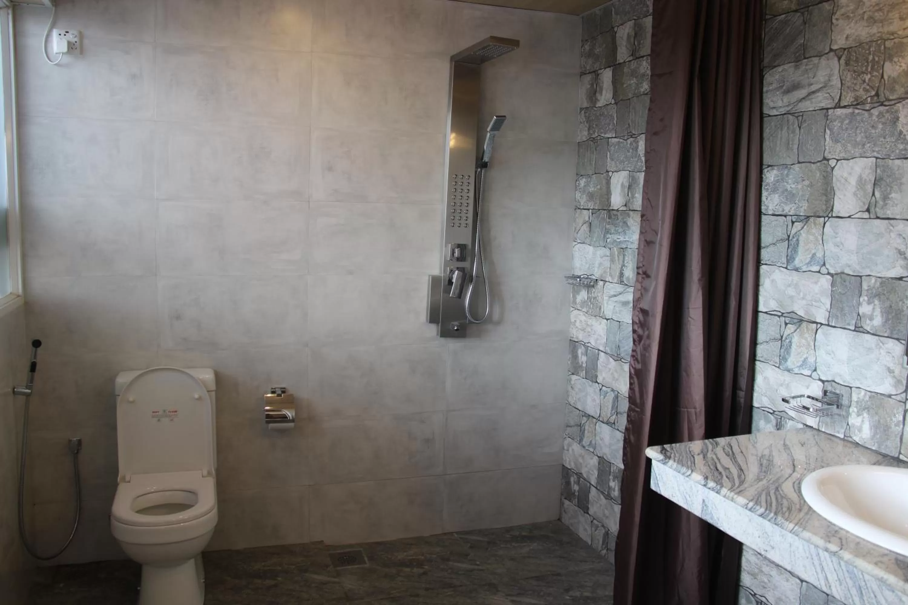 Shower in Pigeons Nest