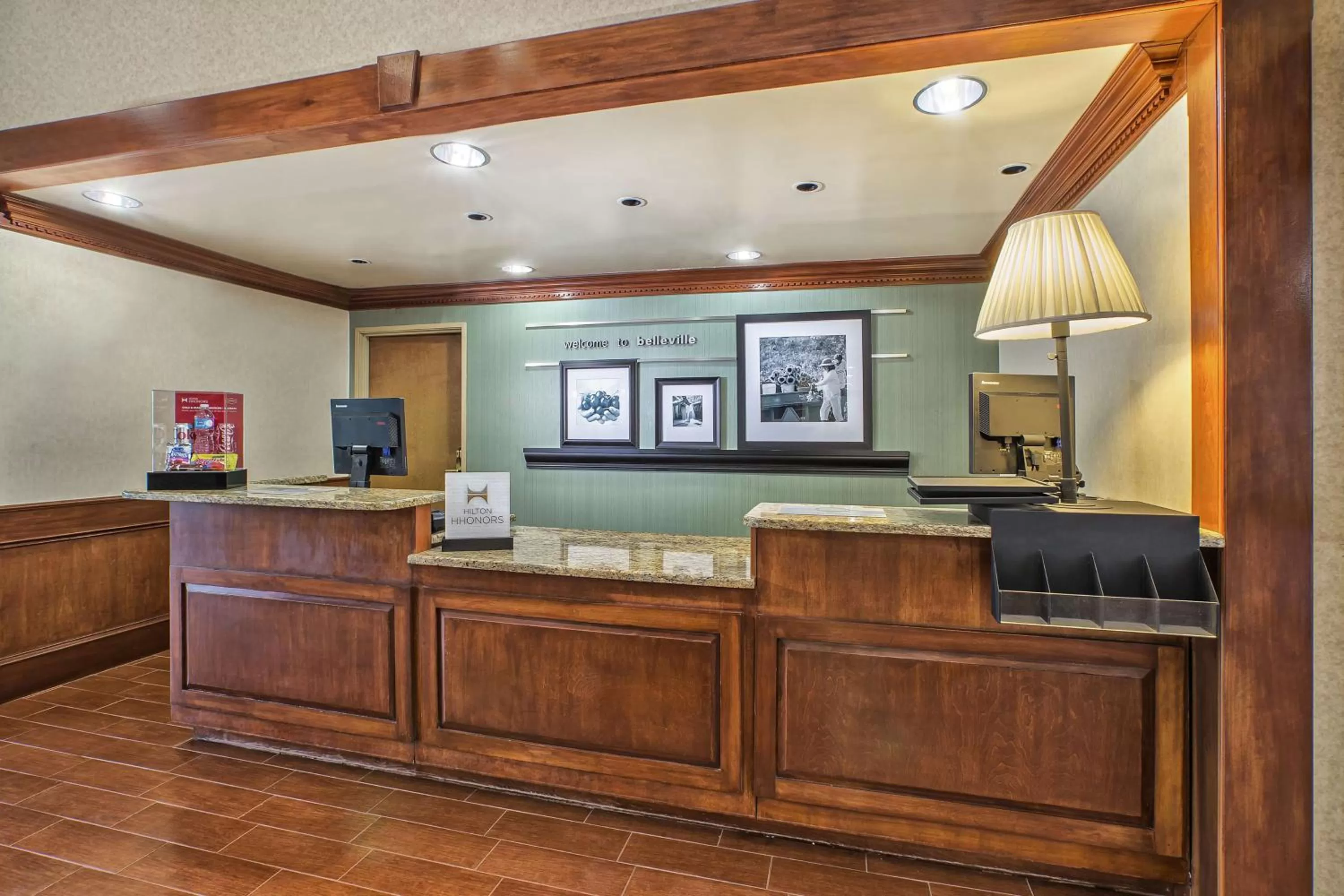 Lobby or reception in Hampton Inn Detroit/Belleville-Airport Area