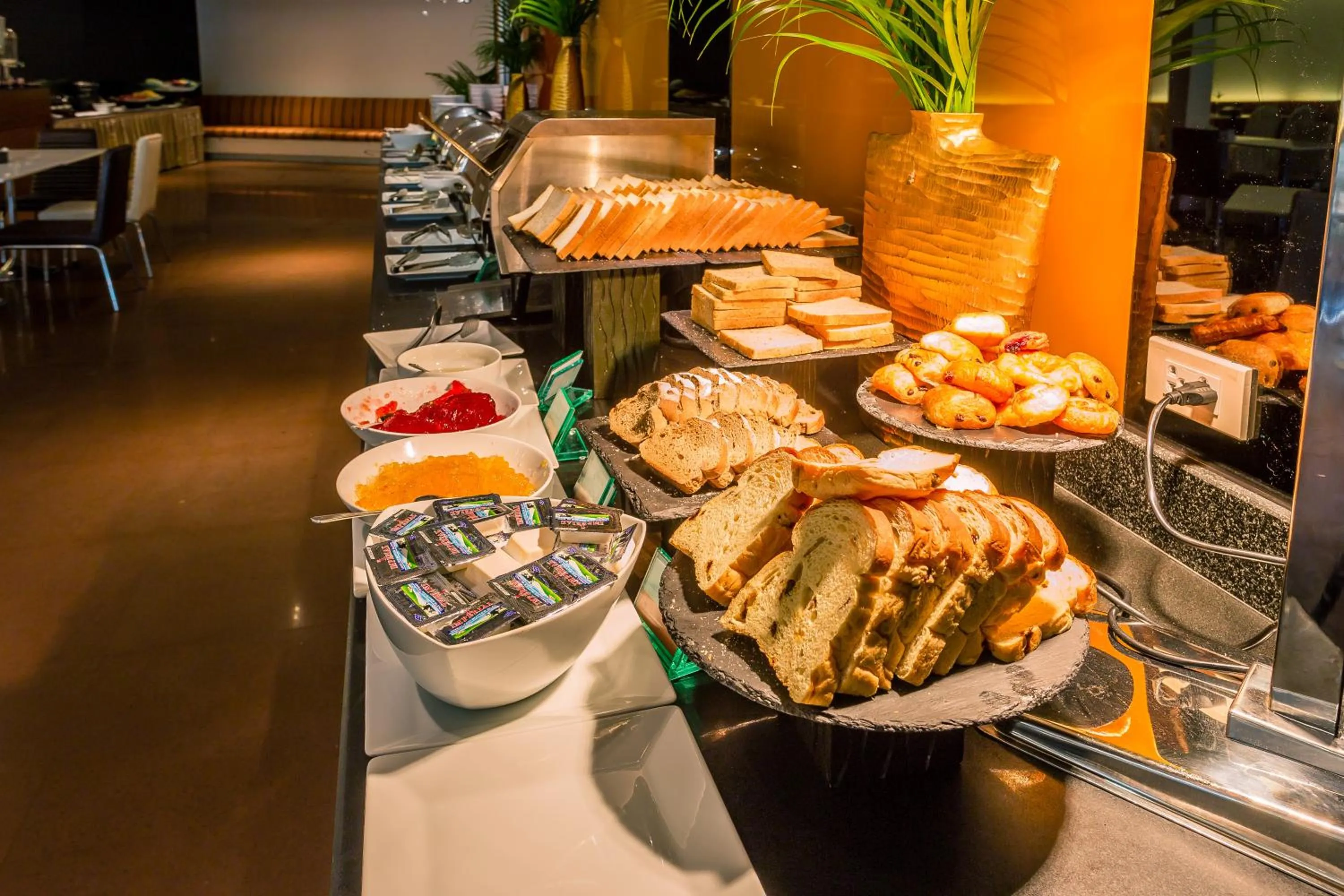 Continental breakfast in Nova Platinum Hotel
