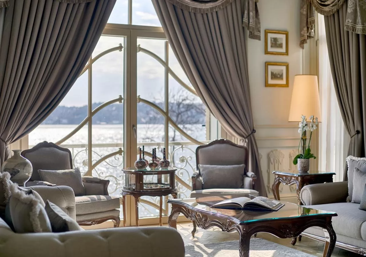 Living room in Six Senses Kocatas Mansions