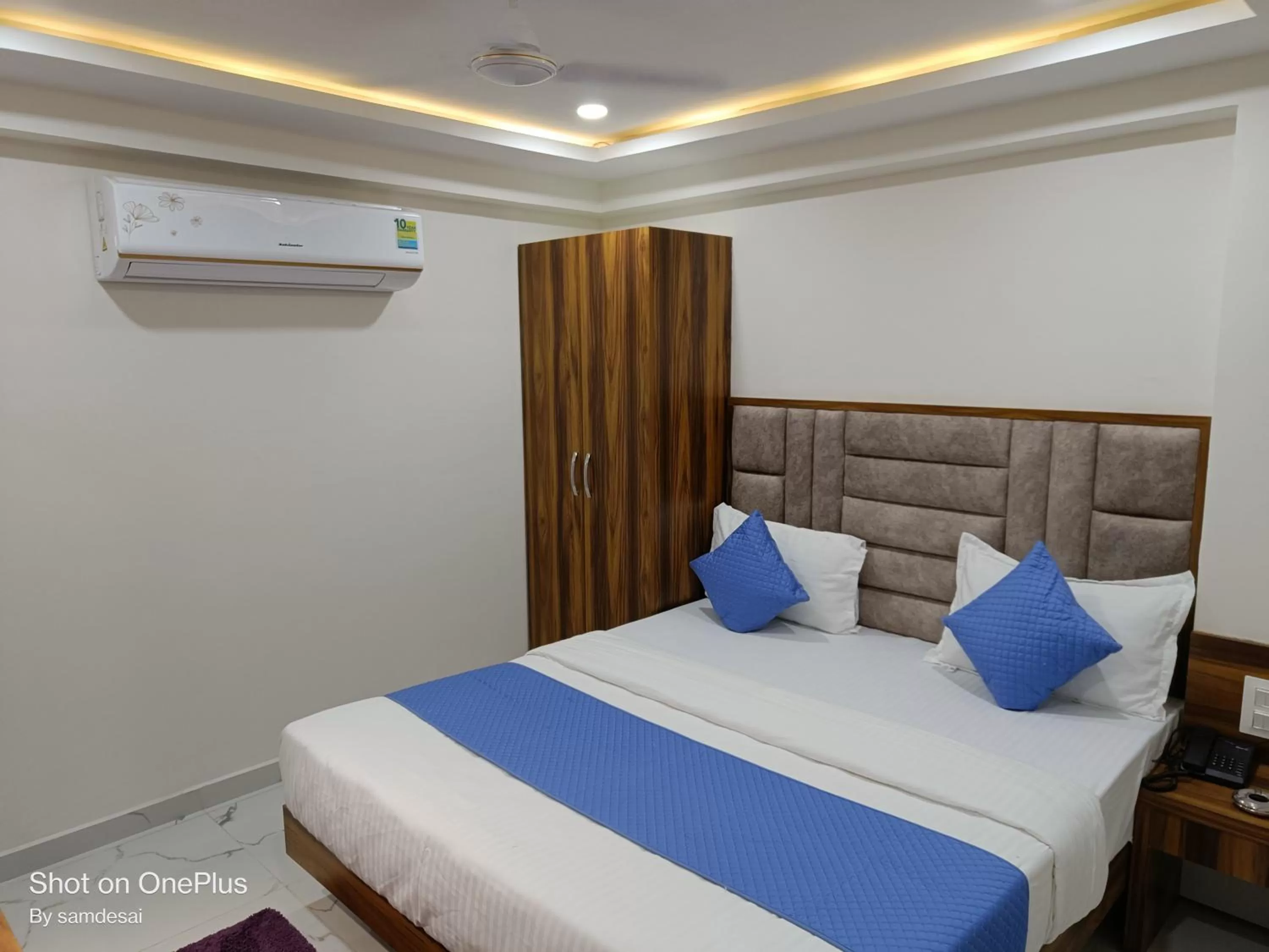 Bed in HOTEL ROYAL GRAND