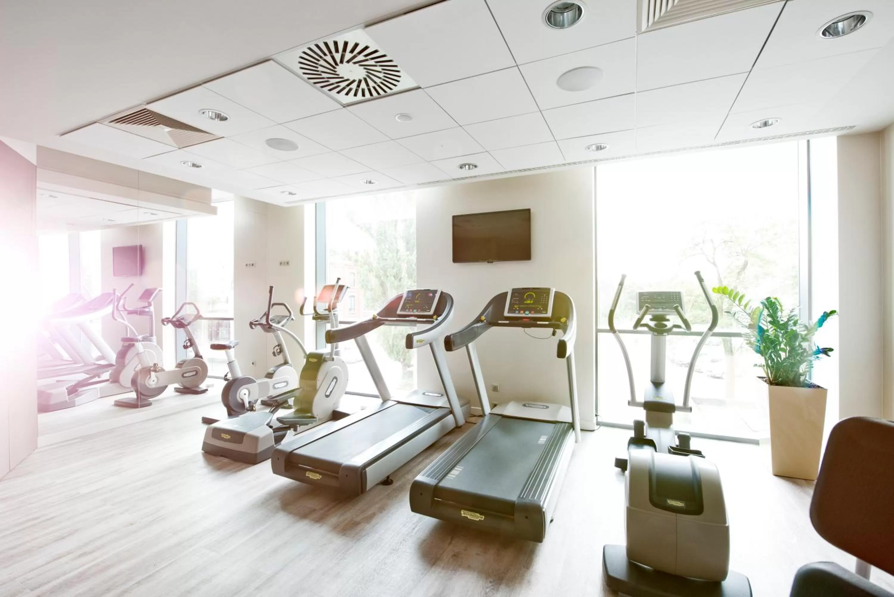 Fitness centre/facilities in Novotel Lodz Centrum