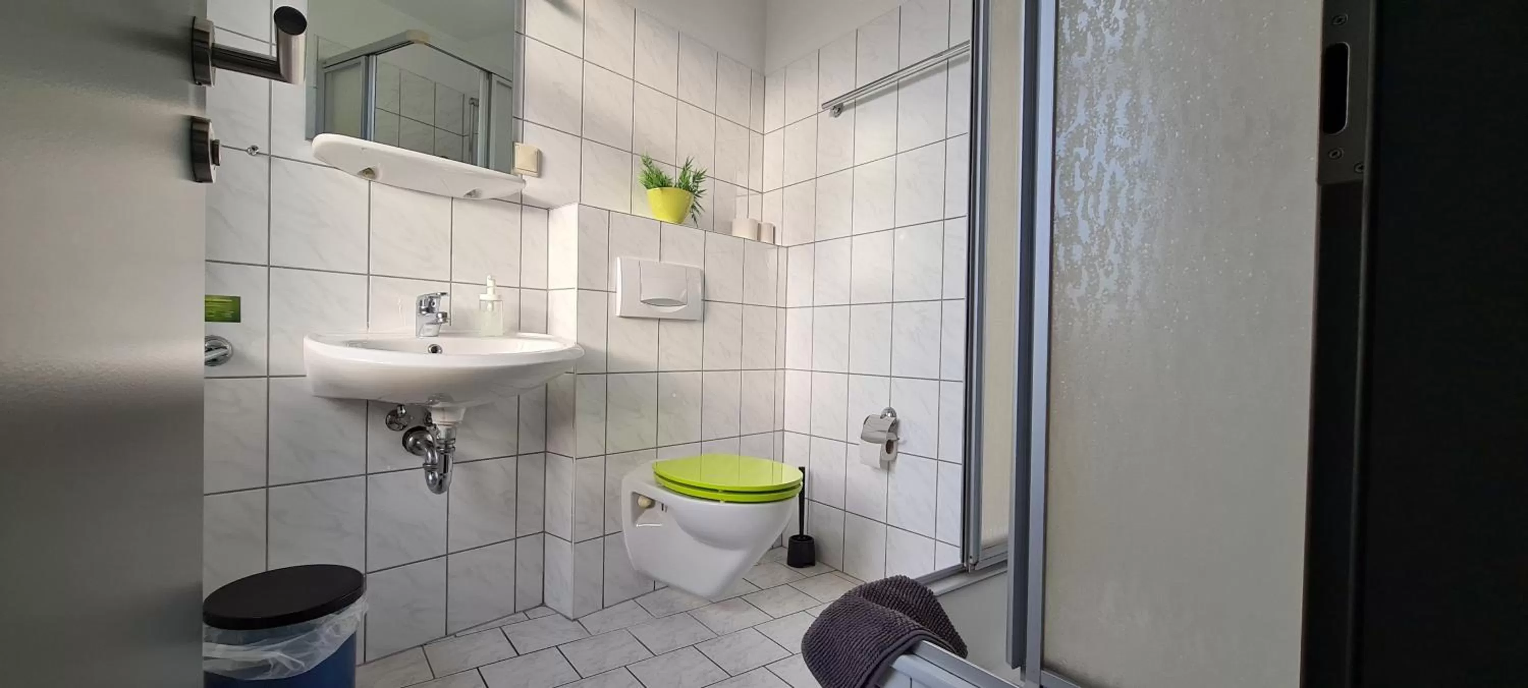 Bathroom in Harz Hostel