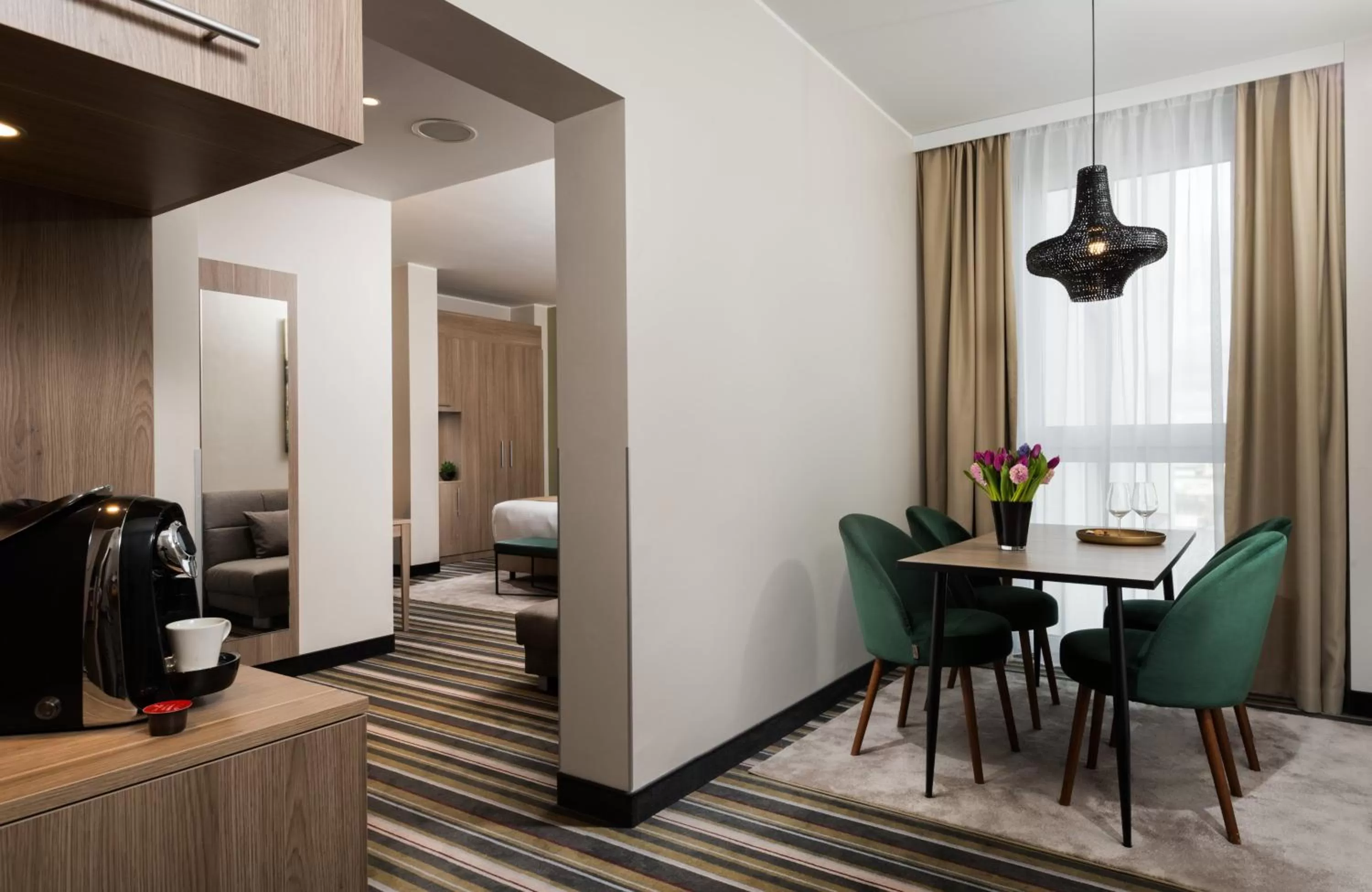 Bedroom in Leonardo Hotel Offenbach Frankfurt