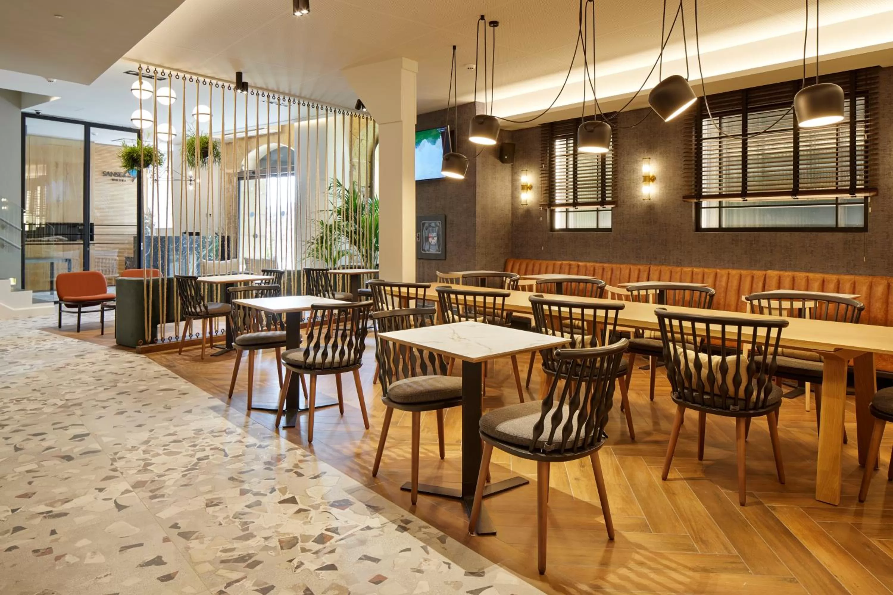 Lounge or bar in Hotel SANSEbay