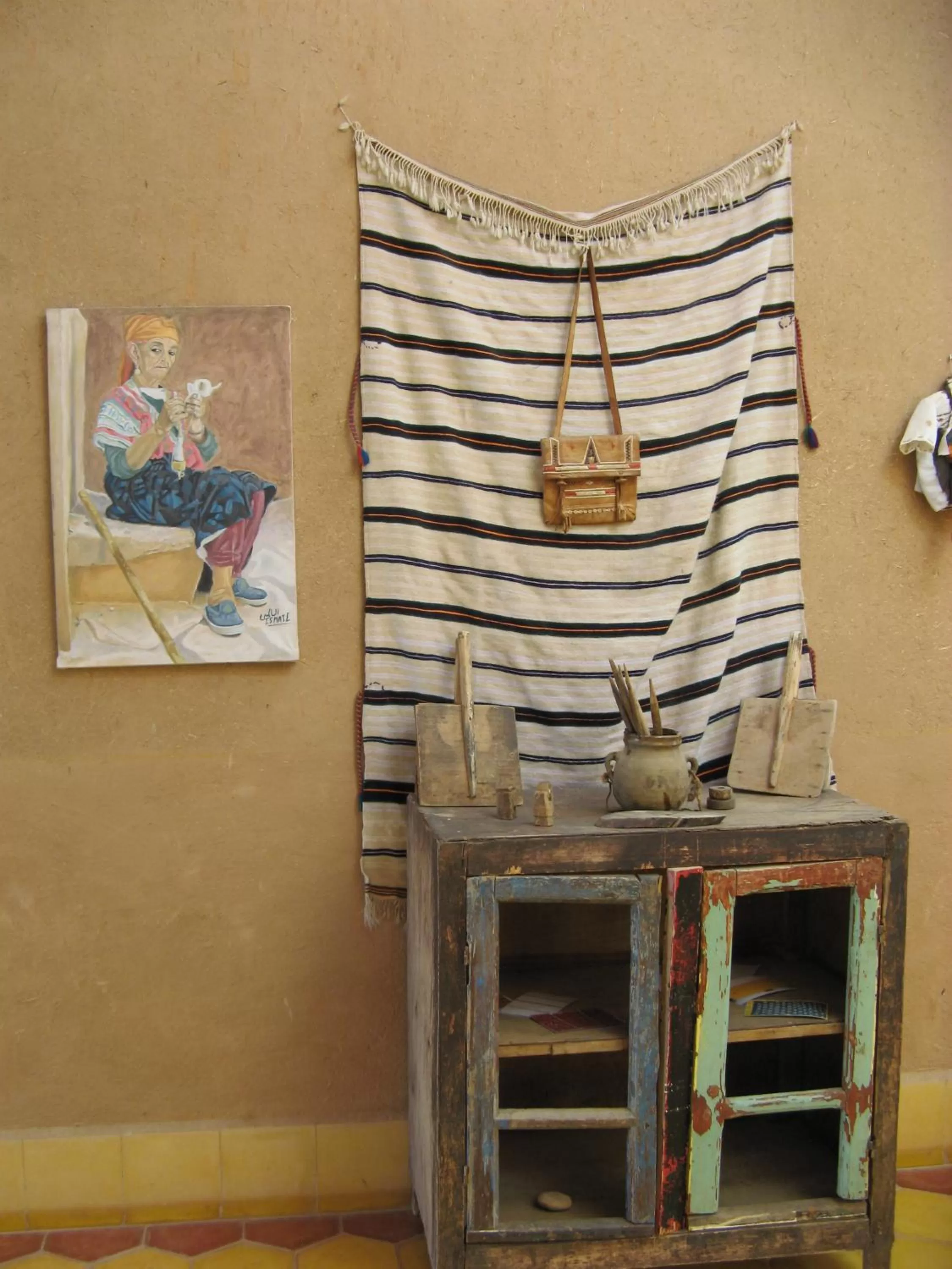 Decorative detail in Auberge Tinit