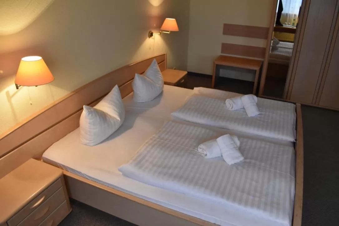 Bed in Hotel Trebeltal