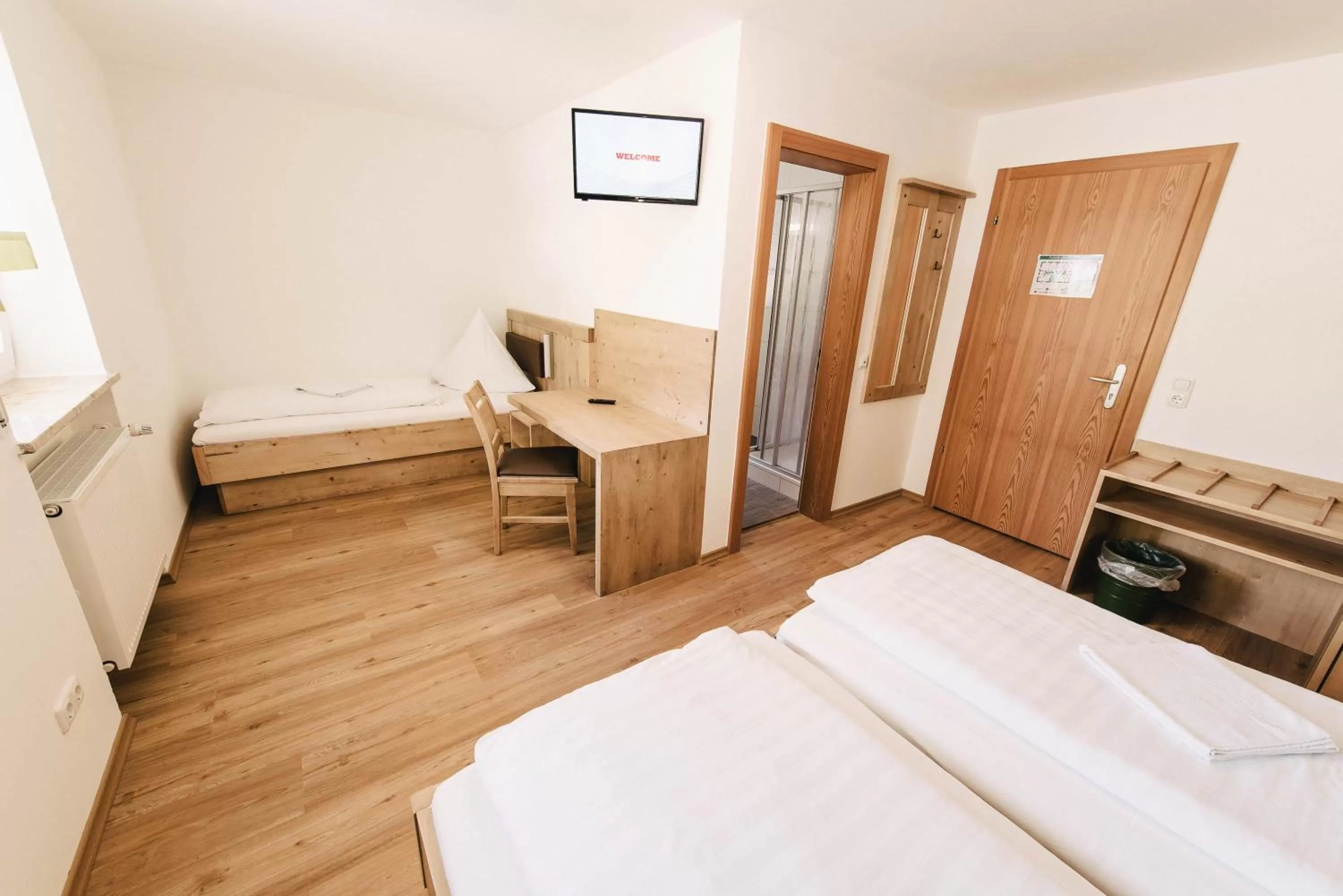 Bedroom, Bed in Gasthof Metzgerei Linsmeier