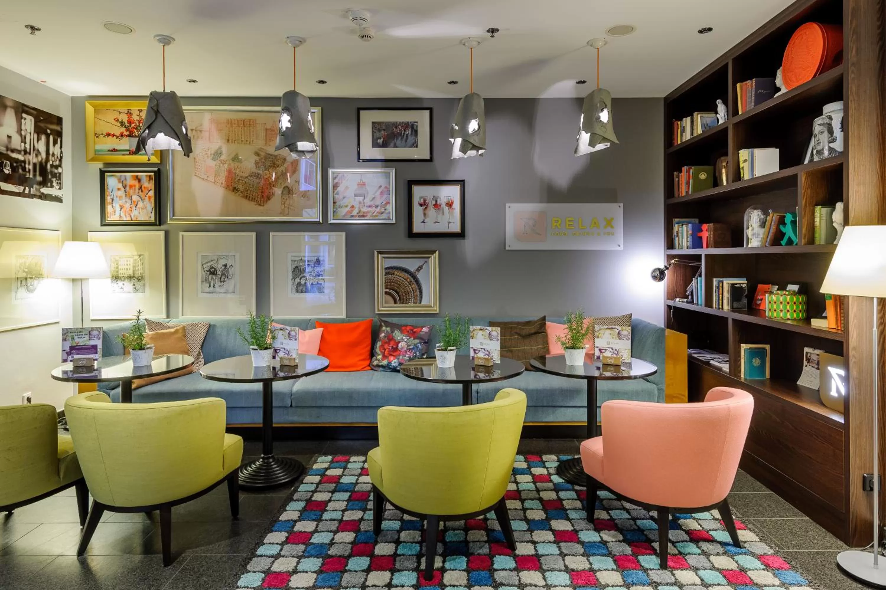 Lounge or bar in Mercure Hotel & Residenz Berlin Checkpoint Charlie