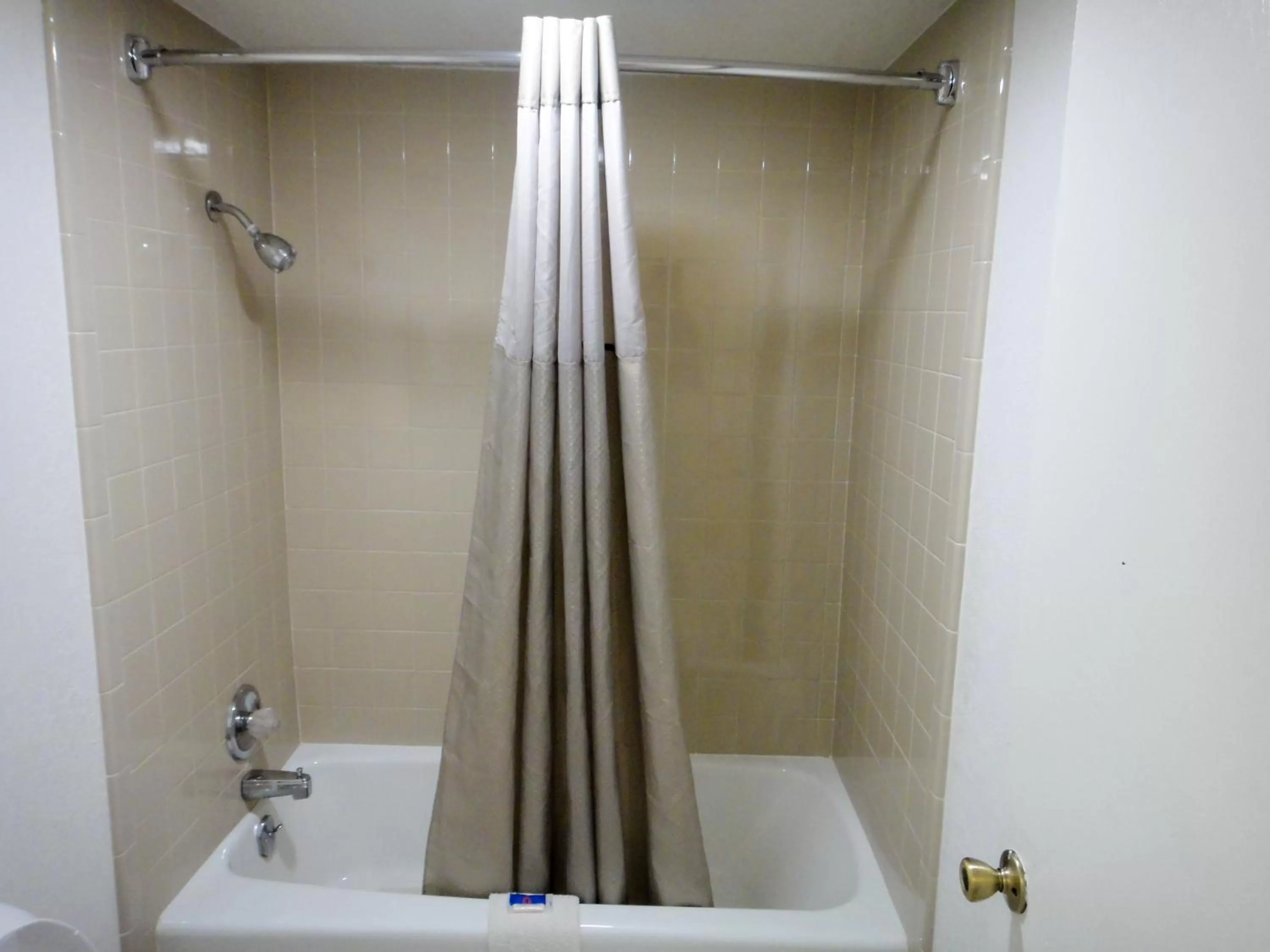 Bathroom in Motel 6-Clinton, OK