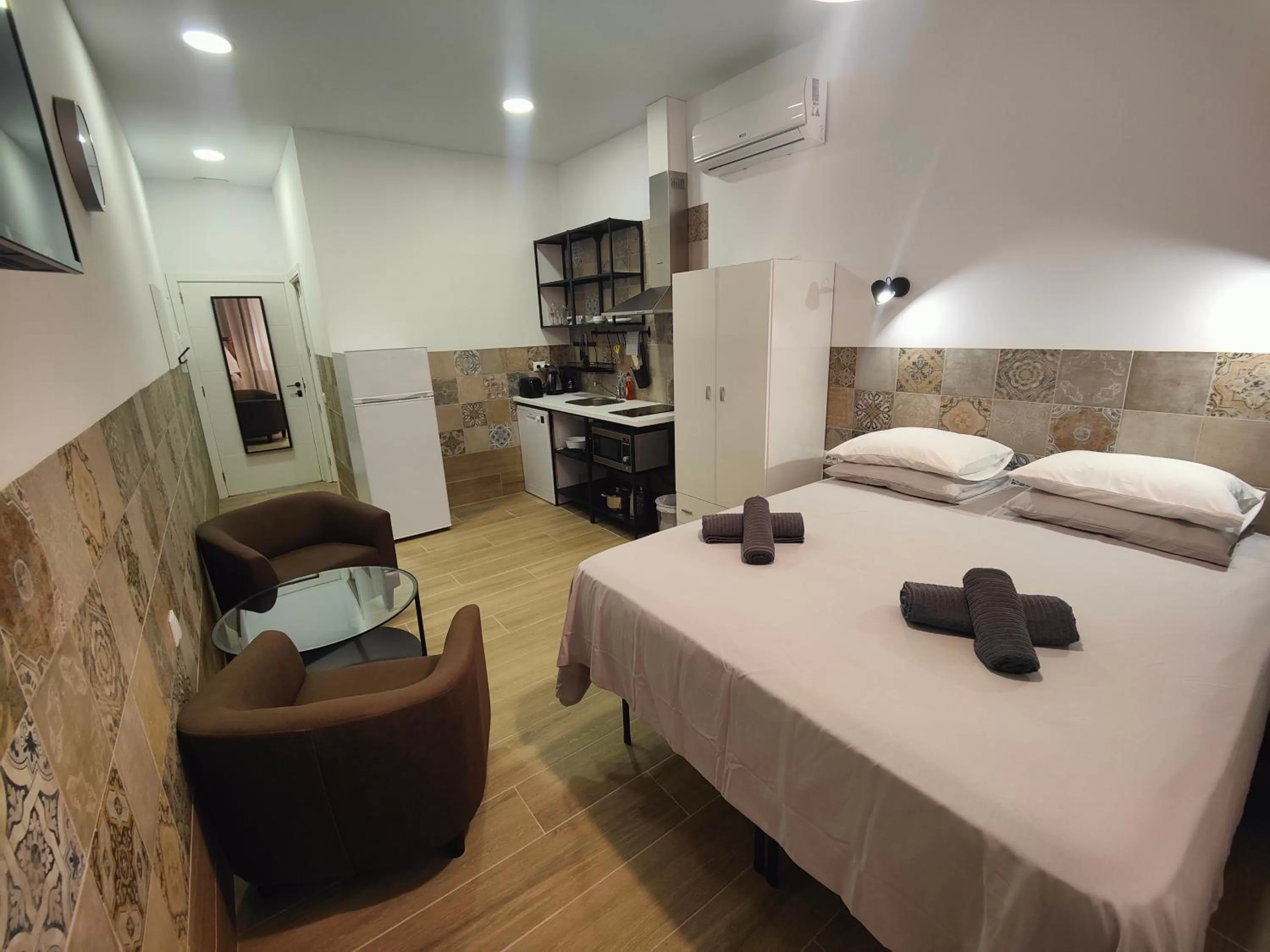 Photo of the whole room, Bed in Hotel Apartamentos Pueblo Mar