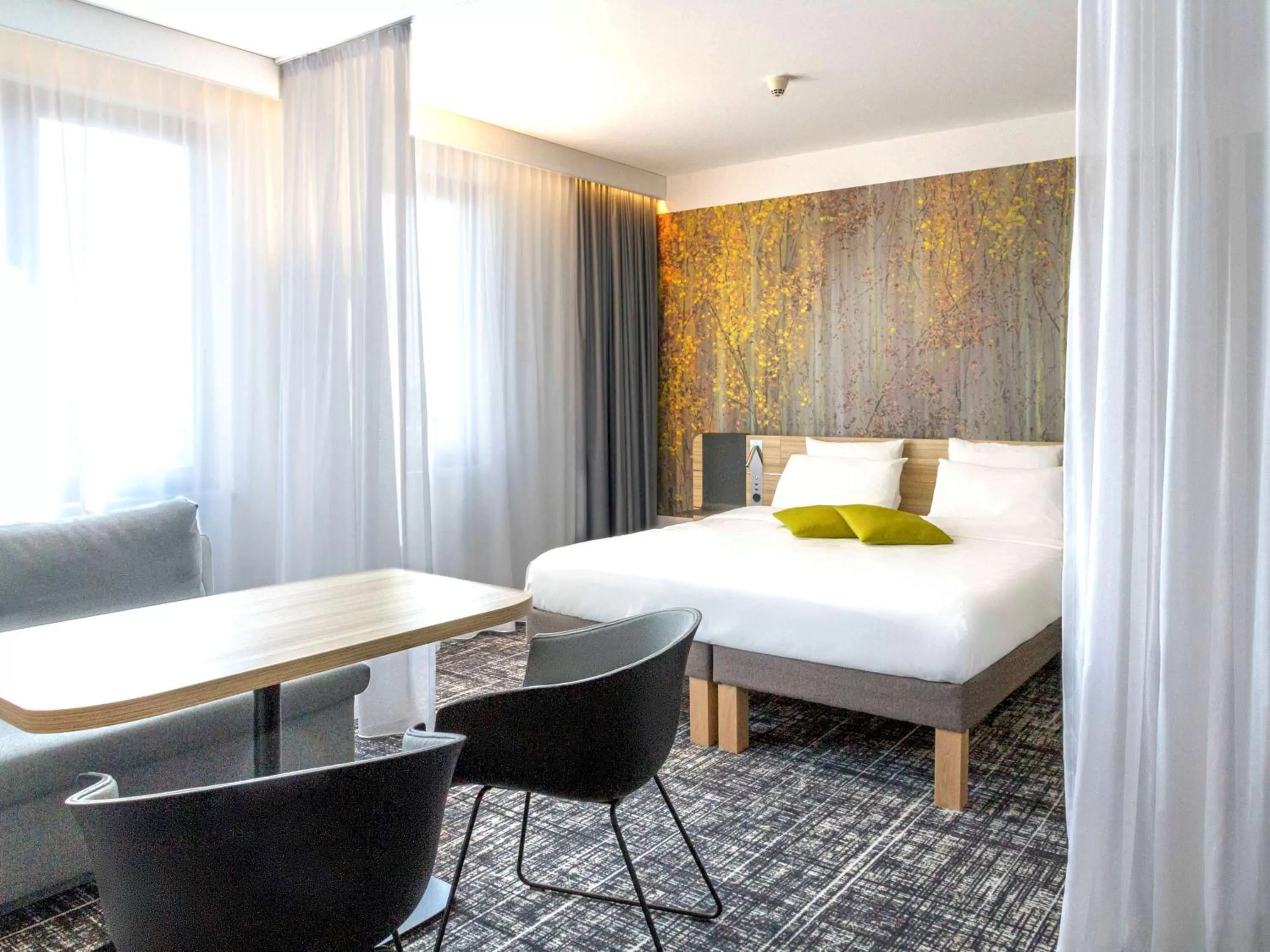 Junior Suite with Sofa in Novotel Suites Wien City Donau