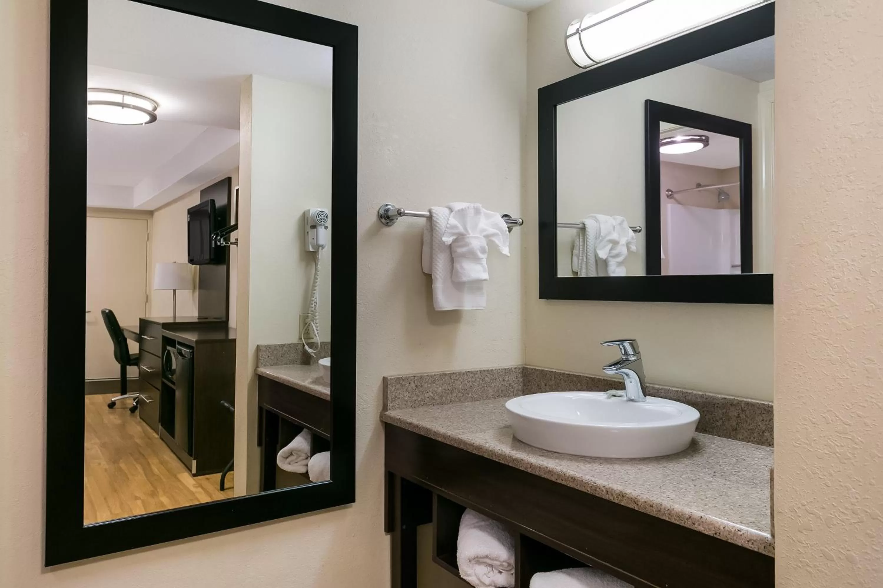 Bathroom in Red Roof Inn Hershey