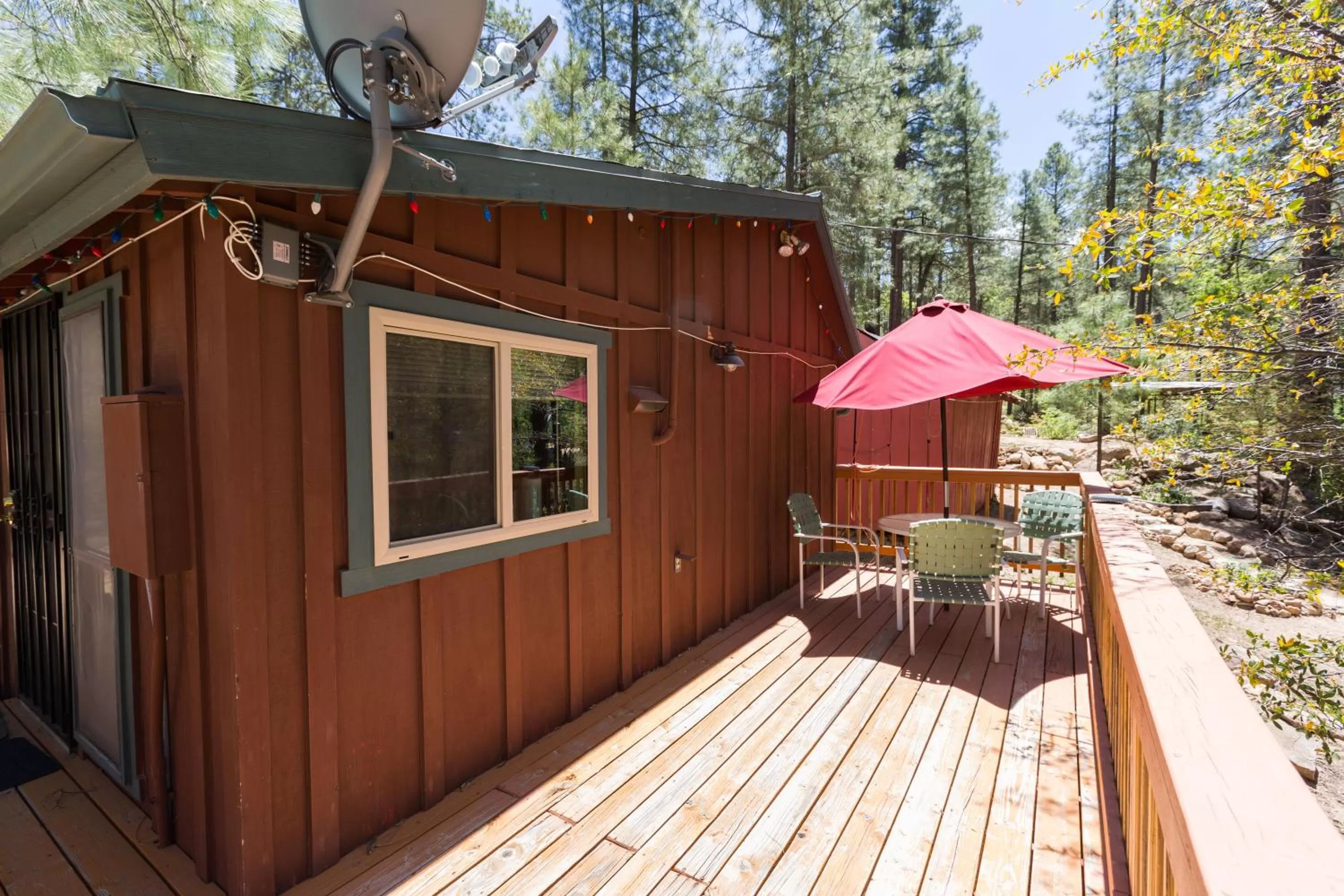 Property building in Crown King Cabins Bradshaw