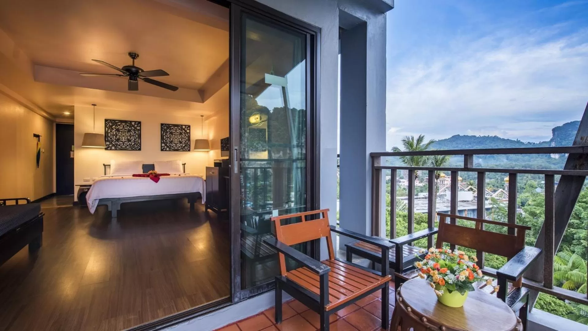 Photo of the whole room in Krabi Chada Resort