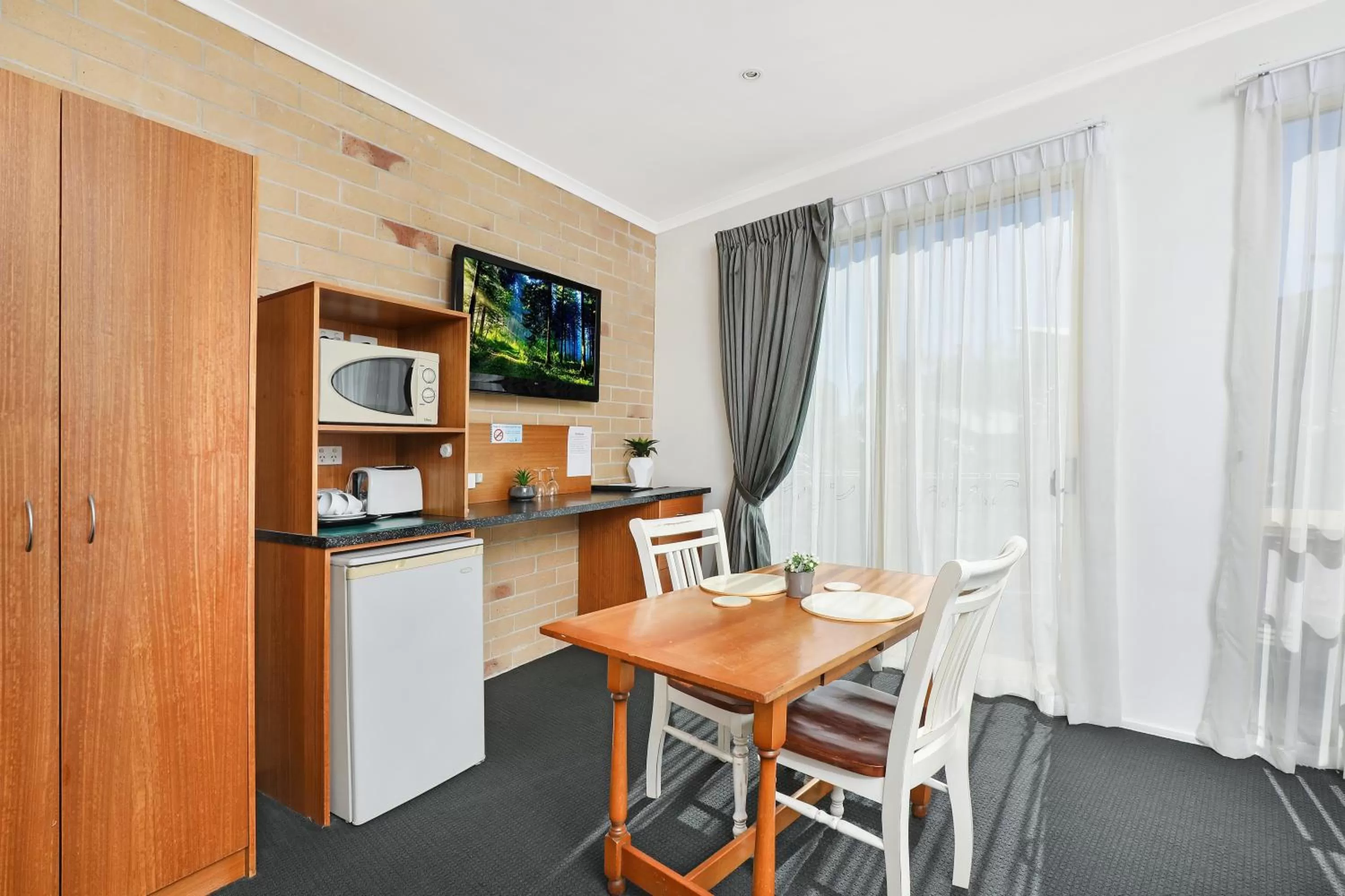 Patio in Caboolture Riverlakes Boutique Motel