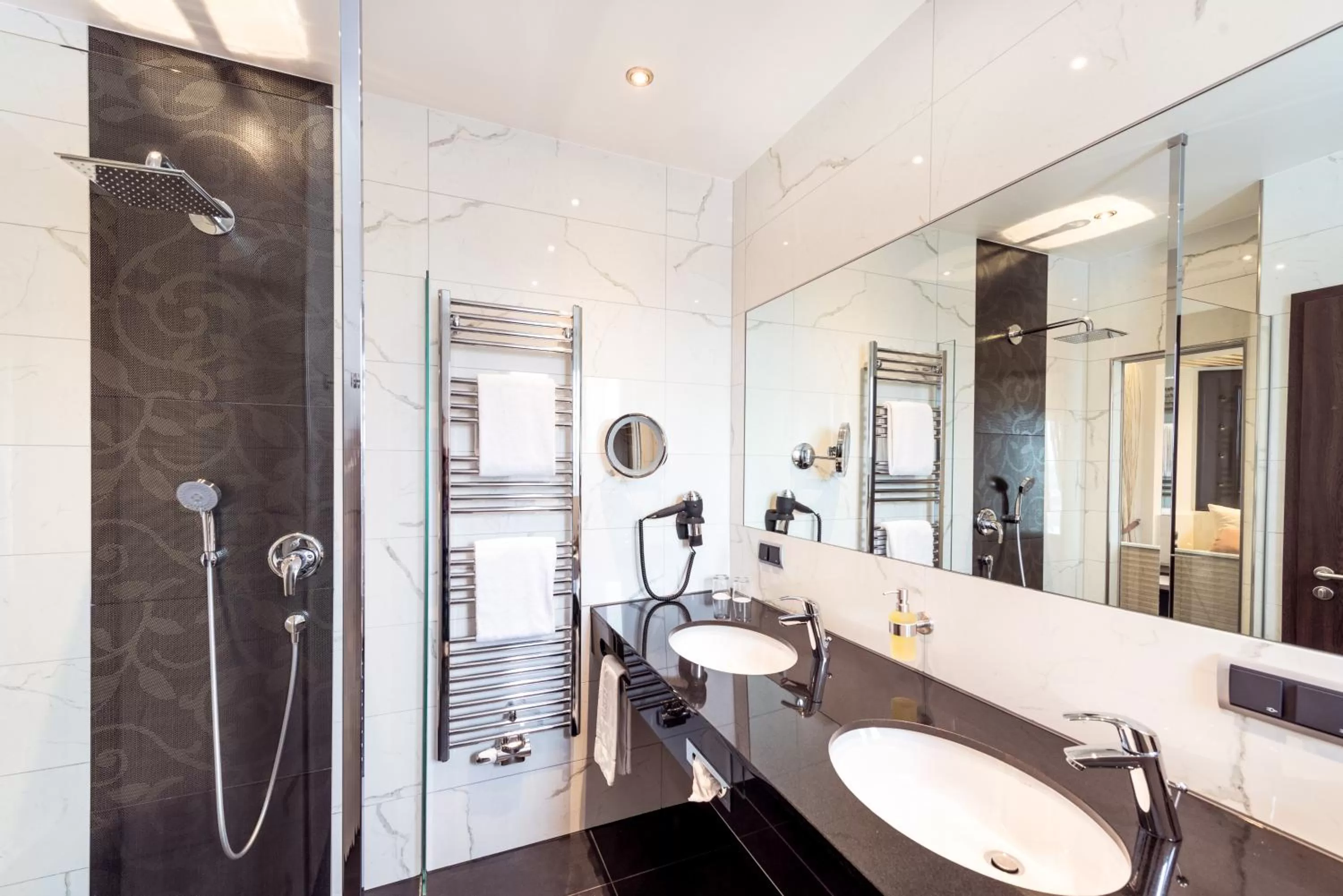 Bathroom in Sieben Welten Hotel & Spa Resort