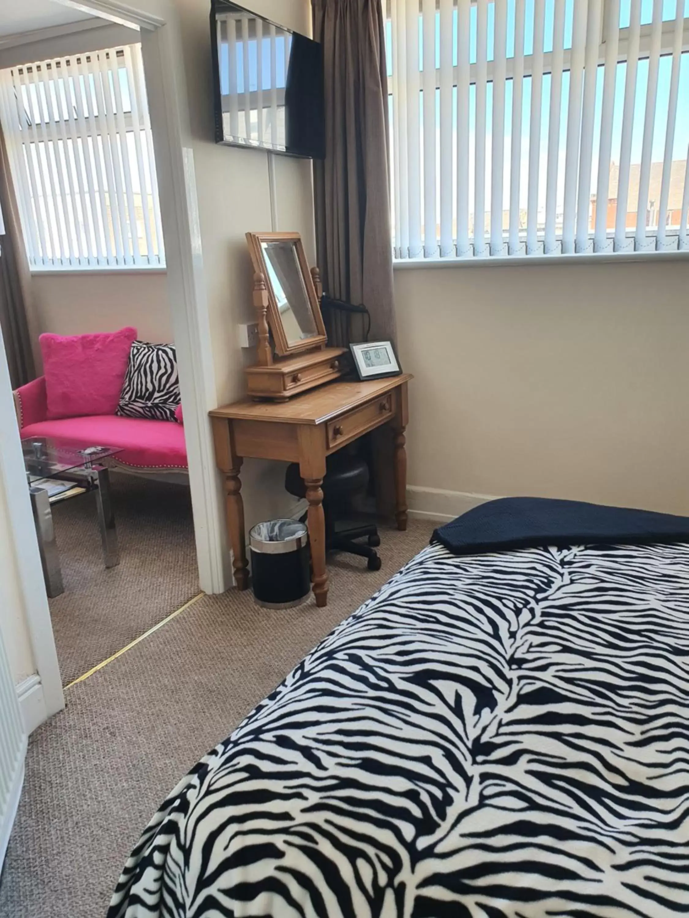 Superior Suite in The Dudley Hotel Superior Suite in The Dudley Hotel