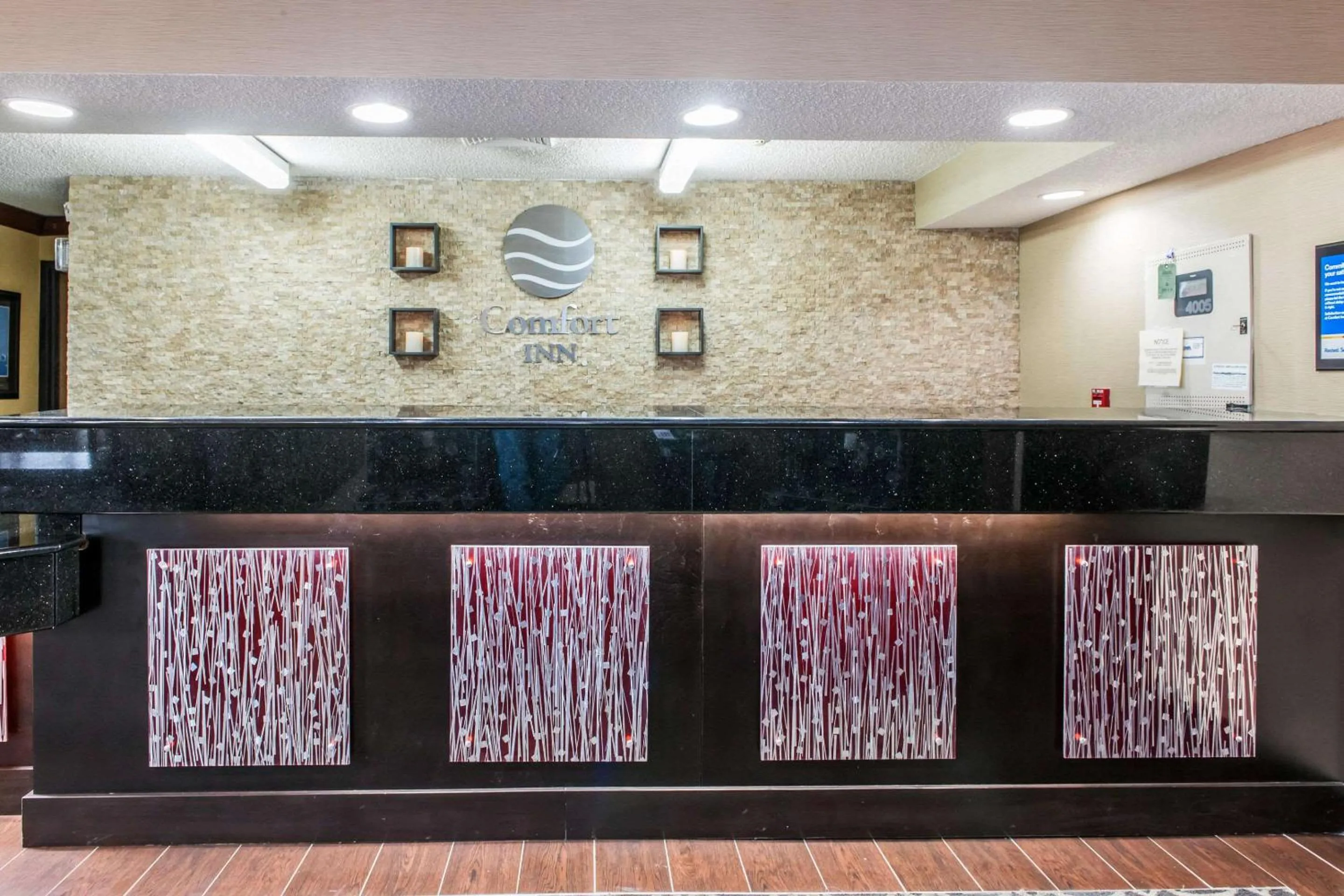 Lobby or reception in Comfort Inn Blue Ash North