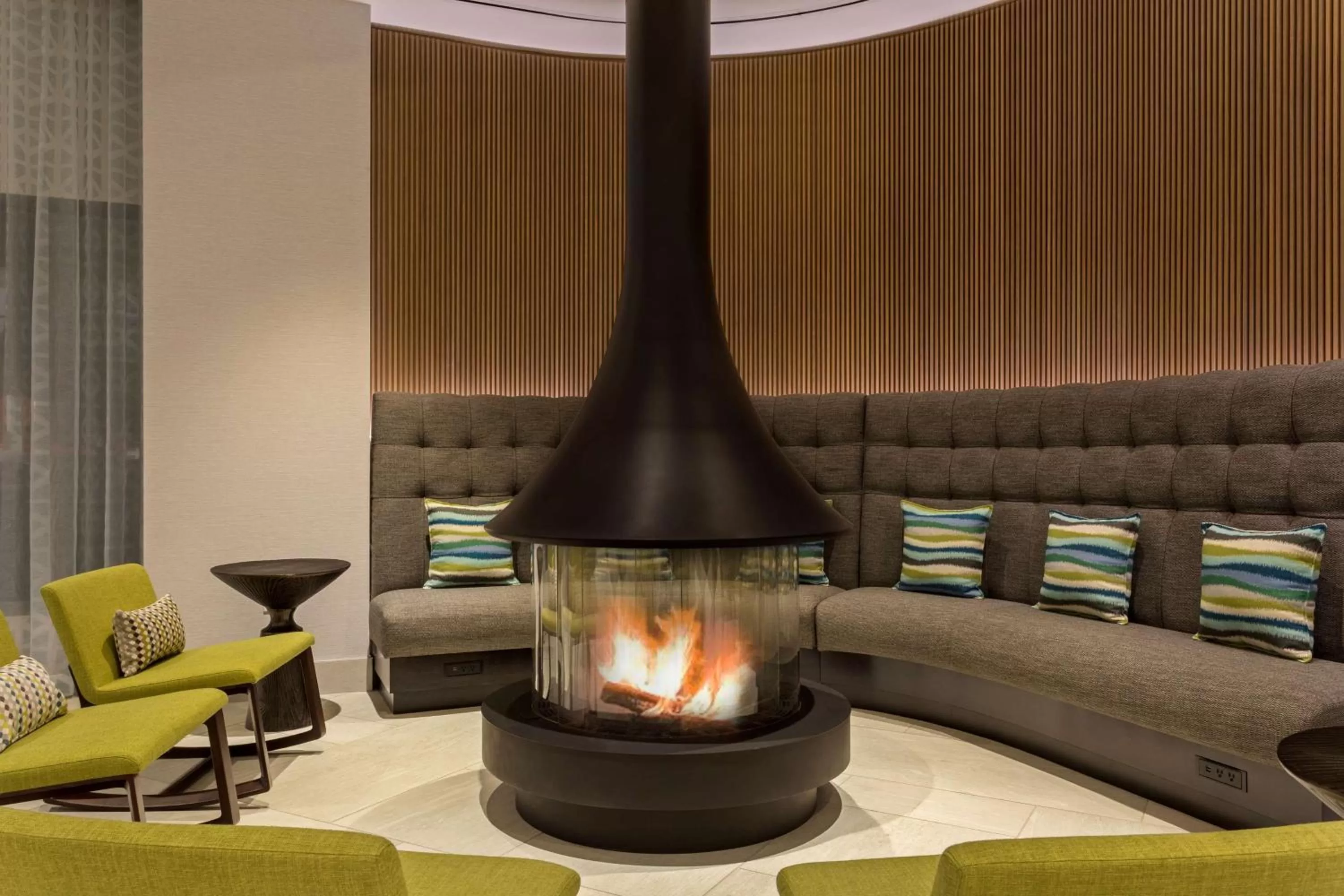 Lobby or reception in Hilton Garden Inn Boston Brookline, Ma