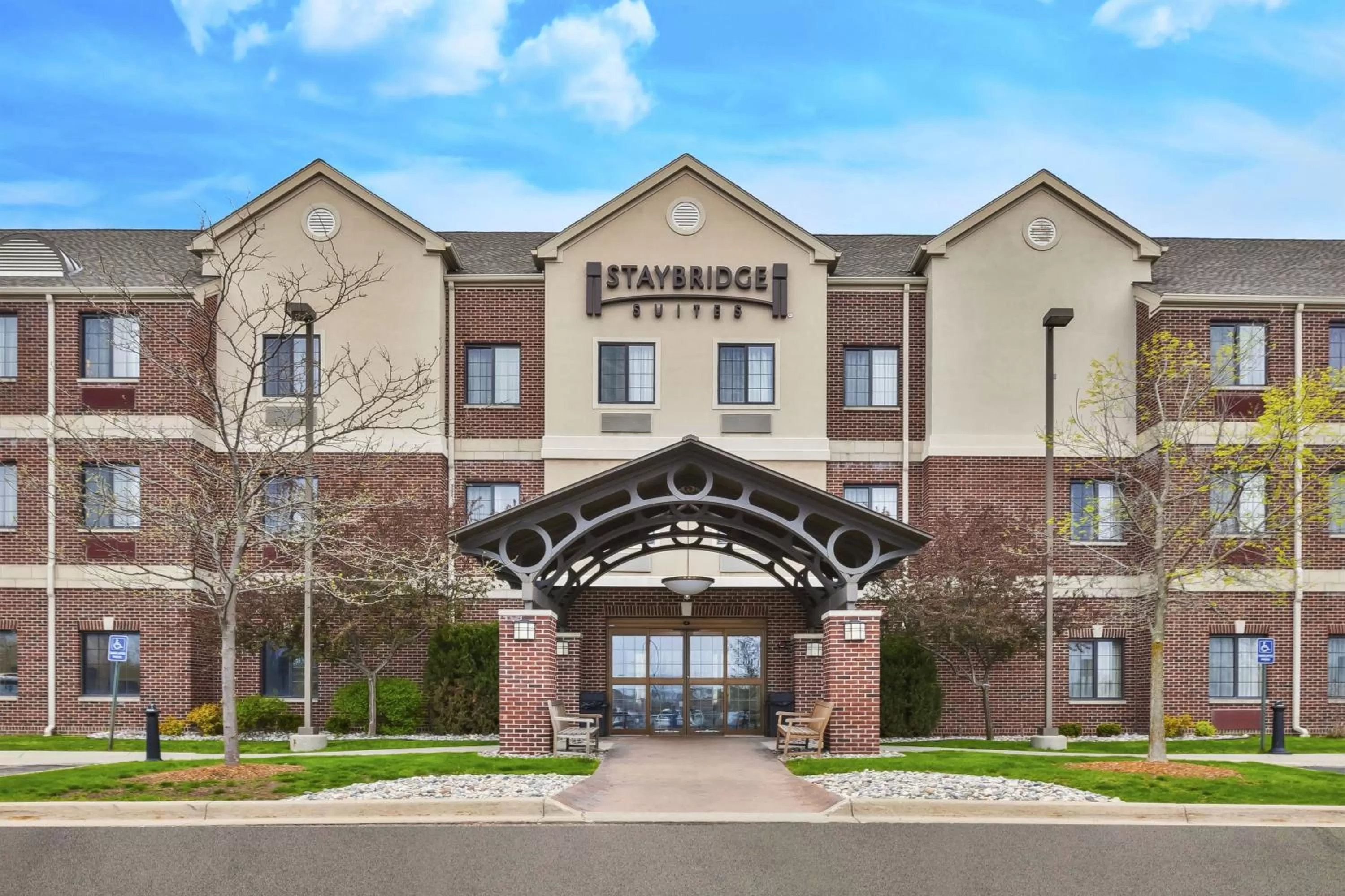 Property building in Staybridge Suites Lansing-Okemos by IHG